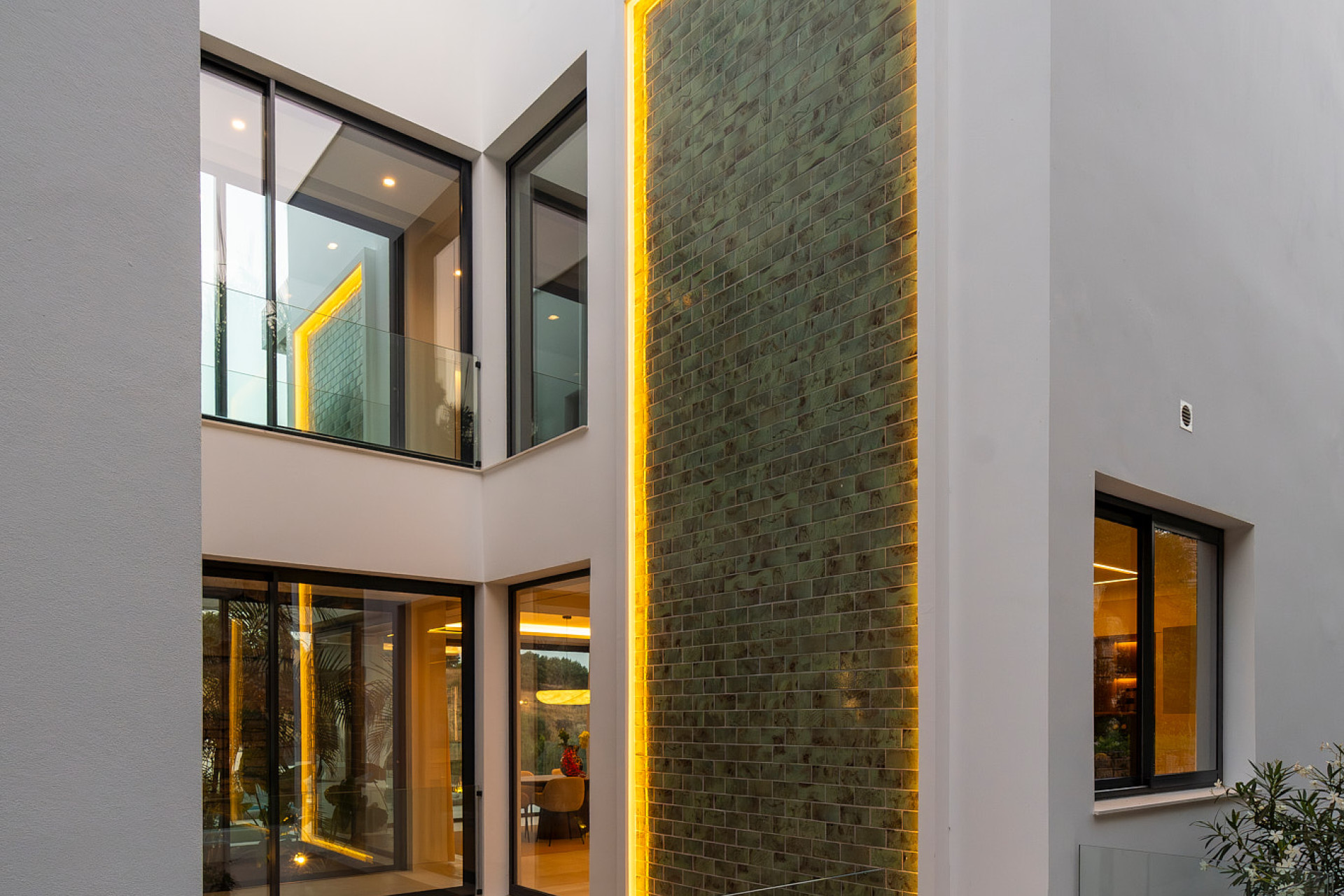 Obra nueva - Villa - Benahavis - Benahavís