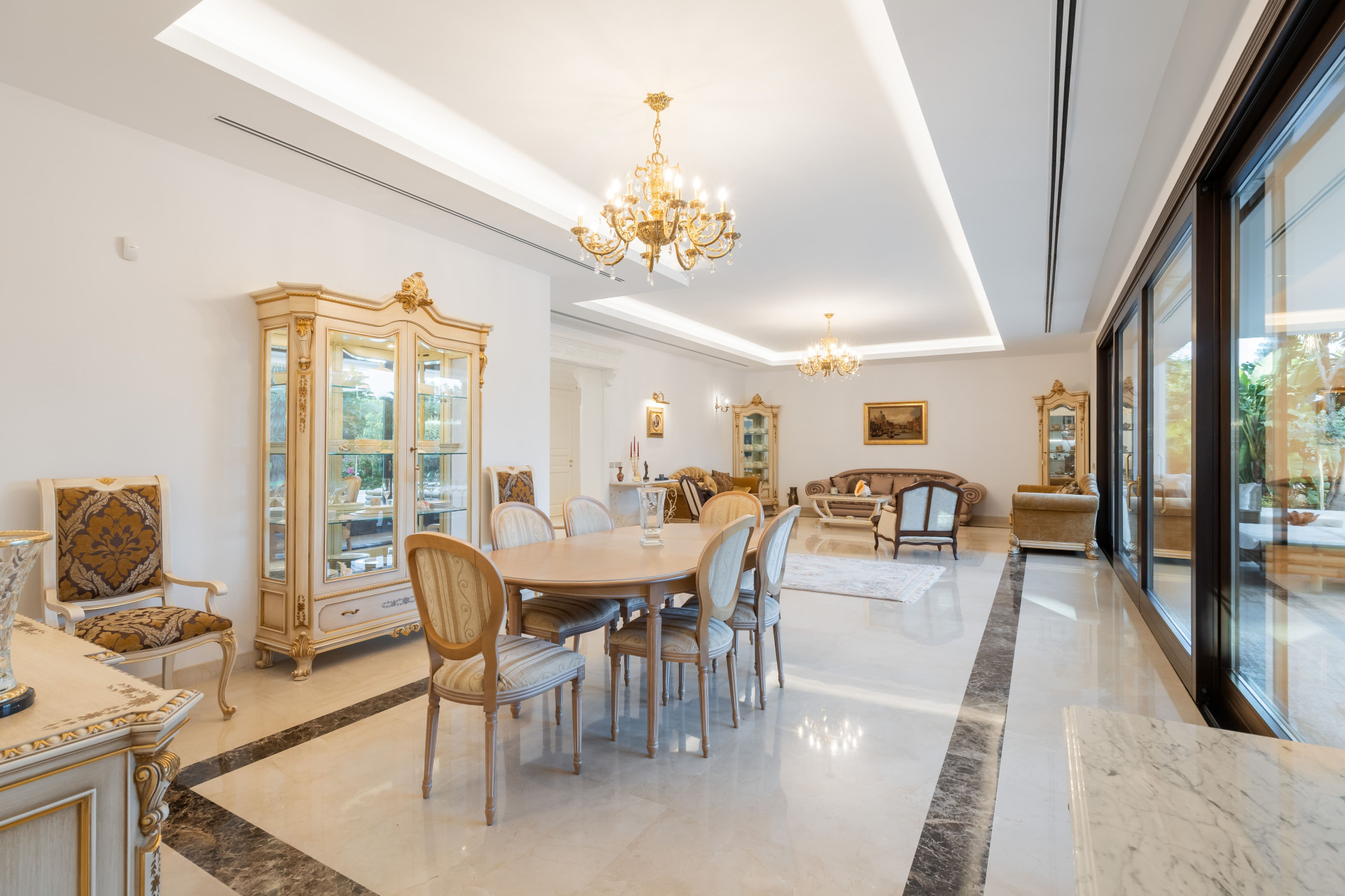 Obra nueva - Villa - Estepona