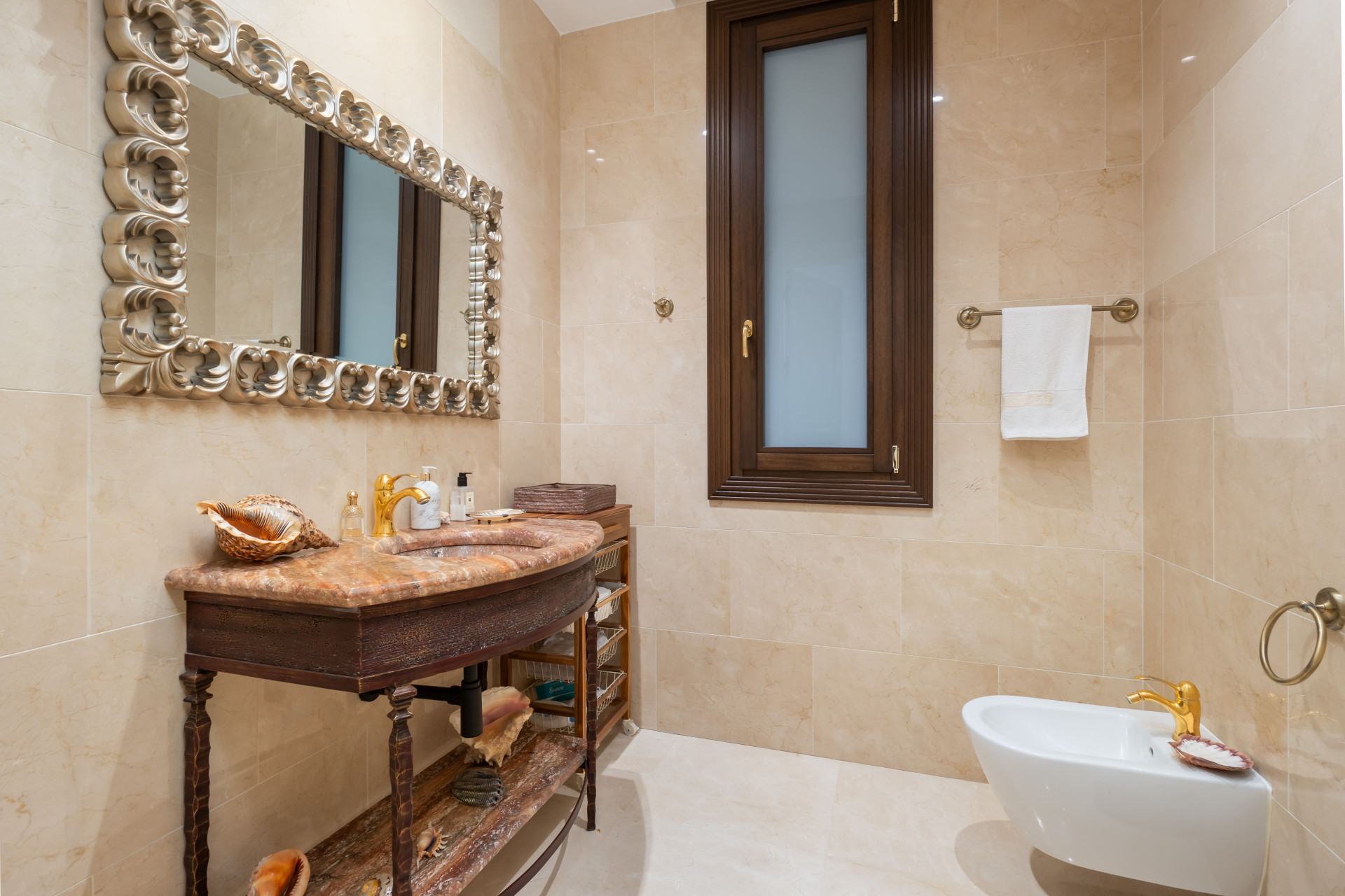 Obra nueva - Villa - Estepona