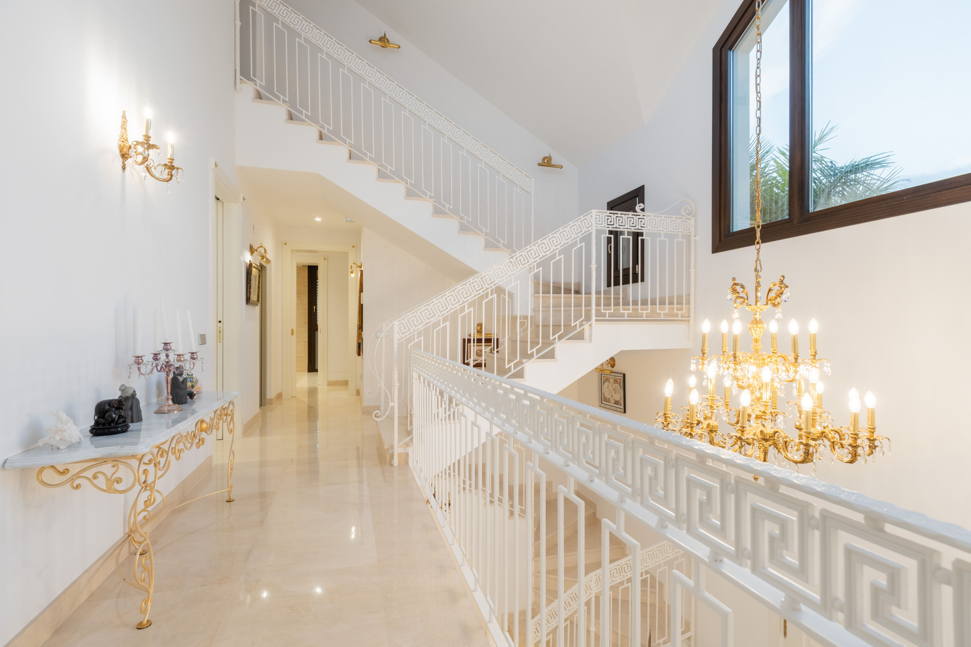 Obra nueva - Villa - Estepona