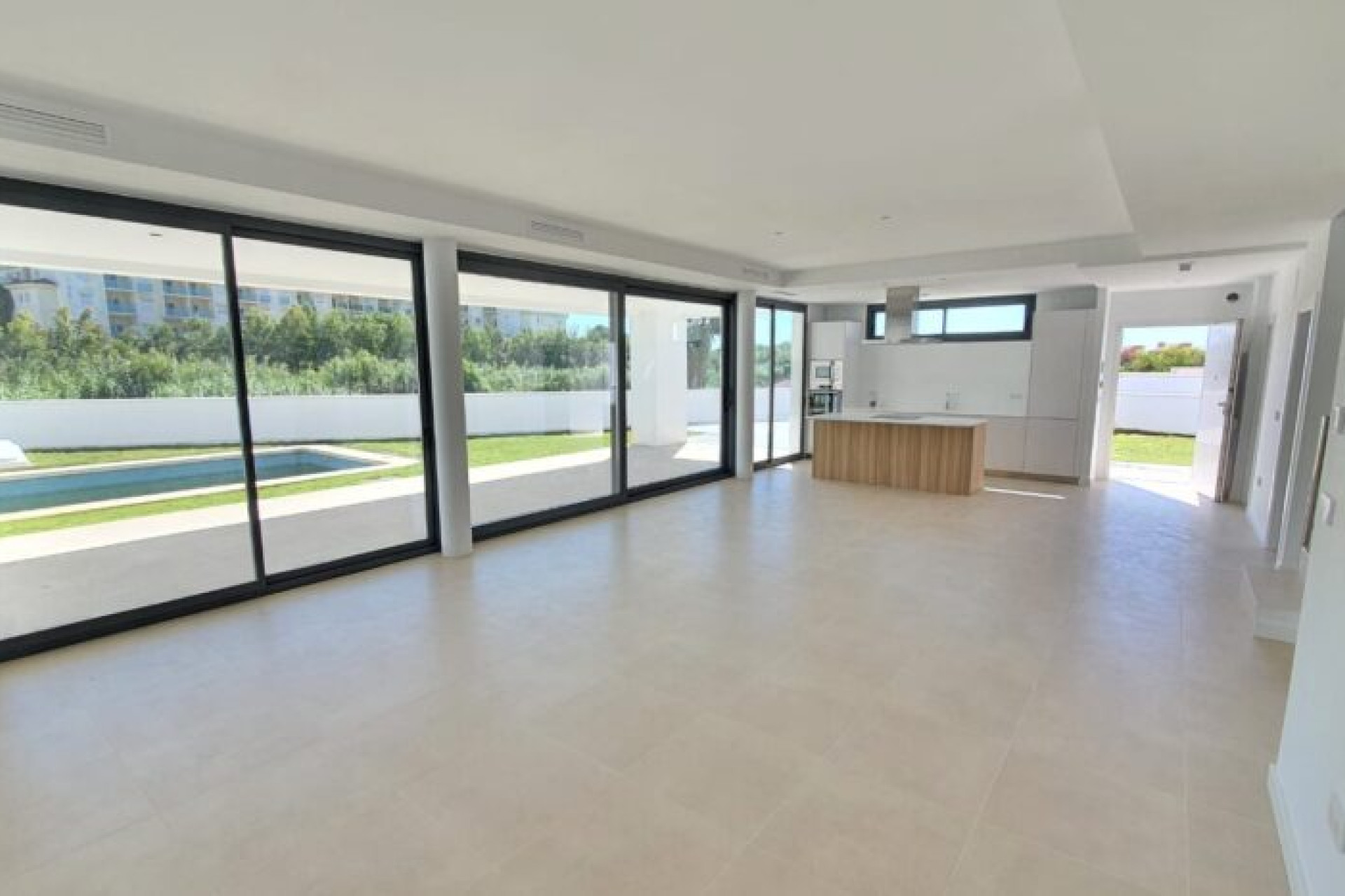 Obra nueva - Villa - Manilva