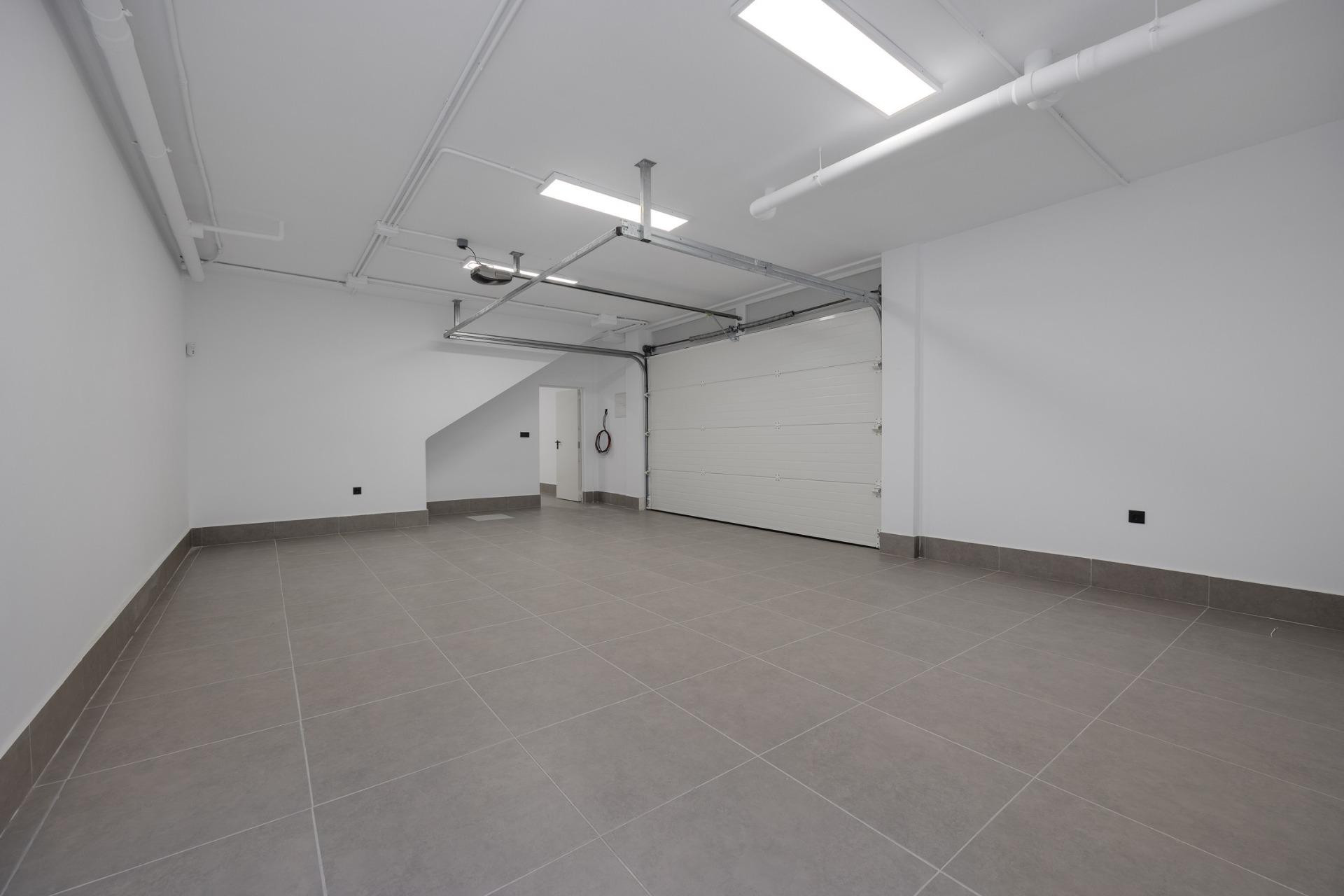 Obra nueva - Villa - Torrevieja - Parque Acuático - Sector 25
