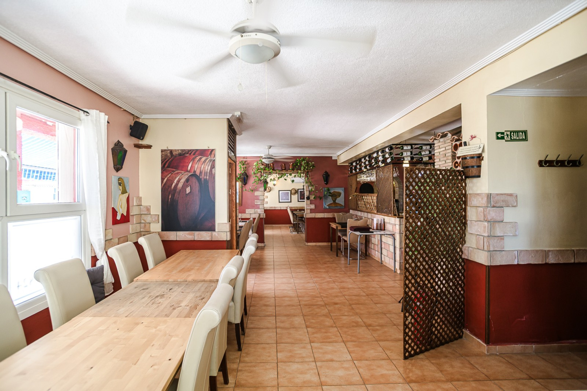 Odsprzedaż - COMMERCIAL PROPERTY - Torrevieja - La Veleta