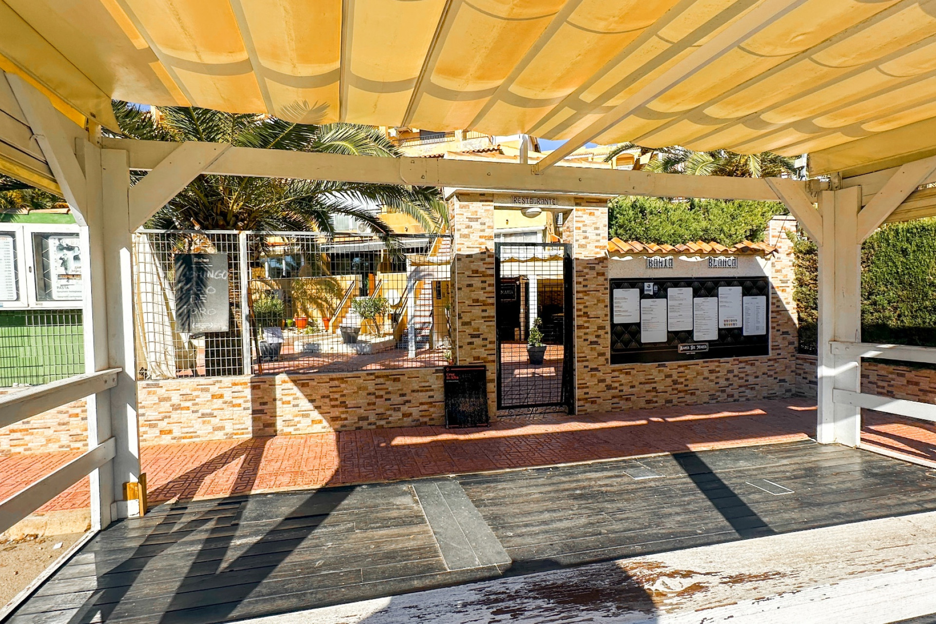 Odsprzedaż - Commercial - Torrevieja - Nueva Torrevieja - Aguas Nuevas