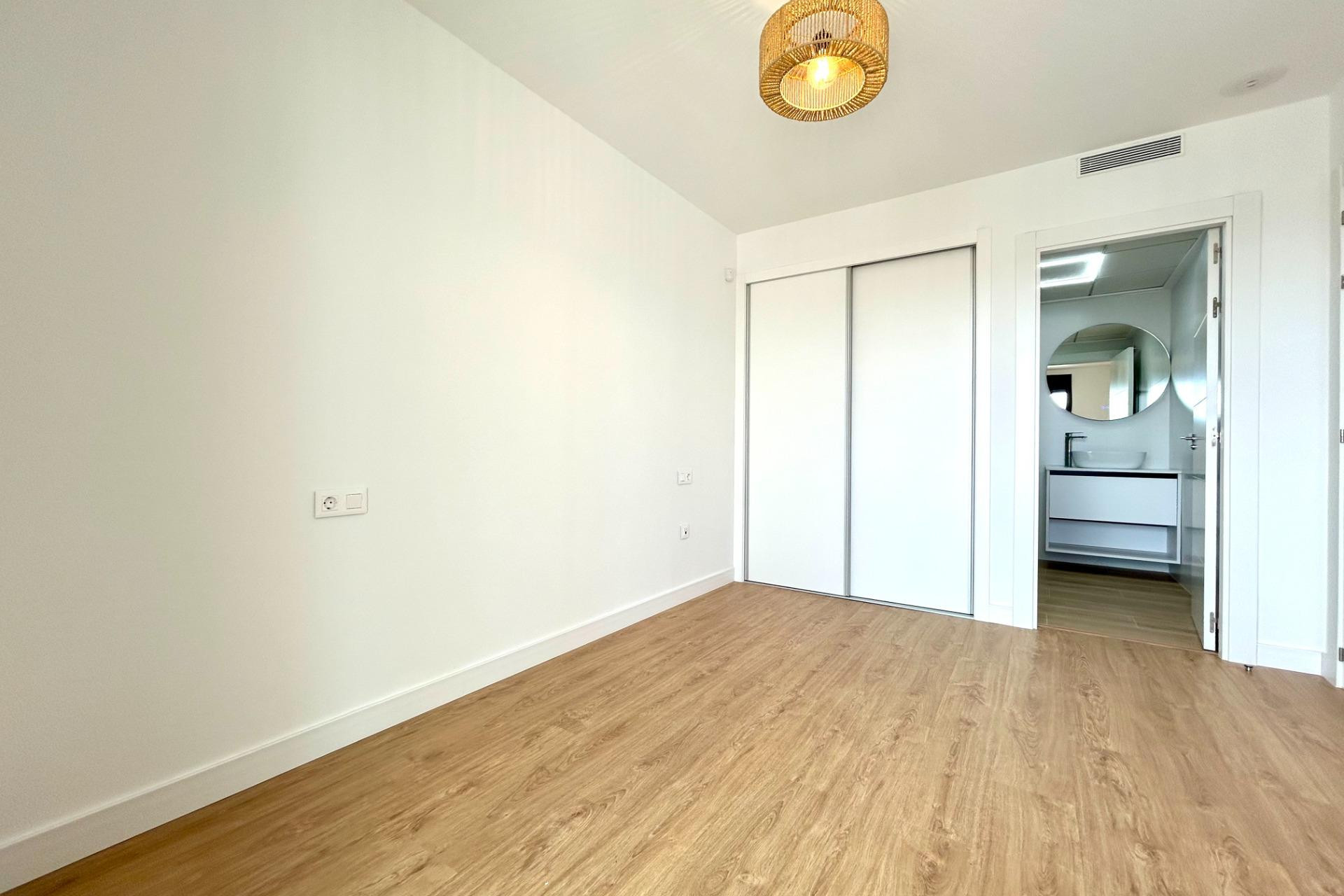 Odsprzedaż - Daszek - Orihuela Costa - PAU 8