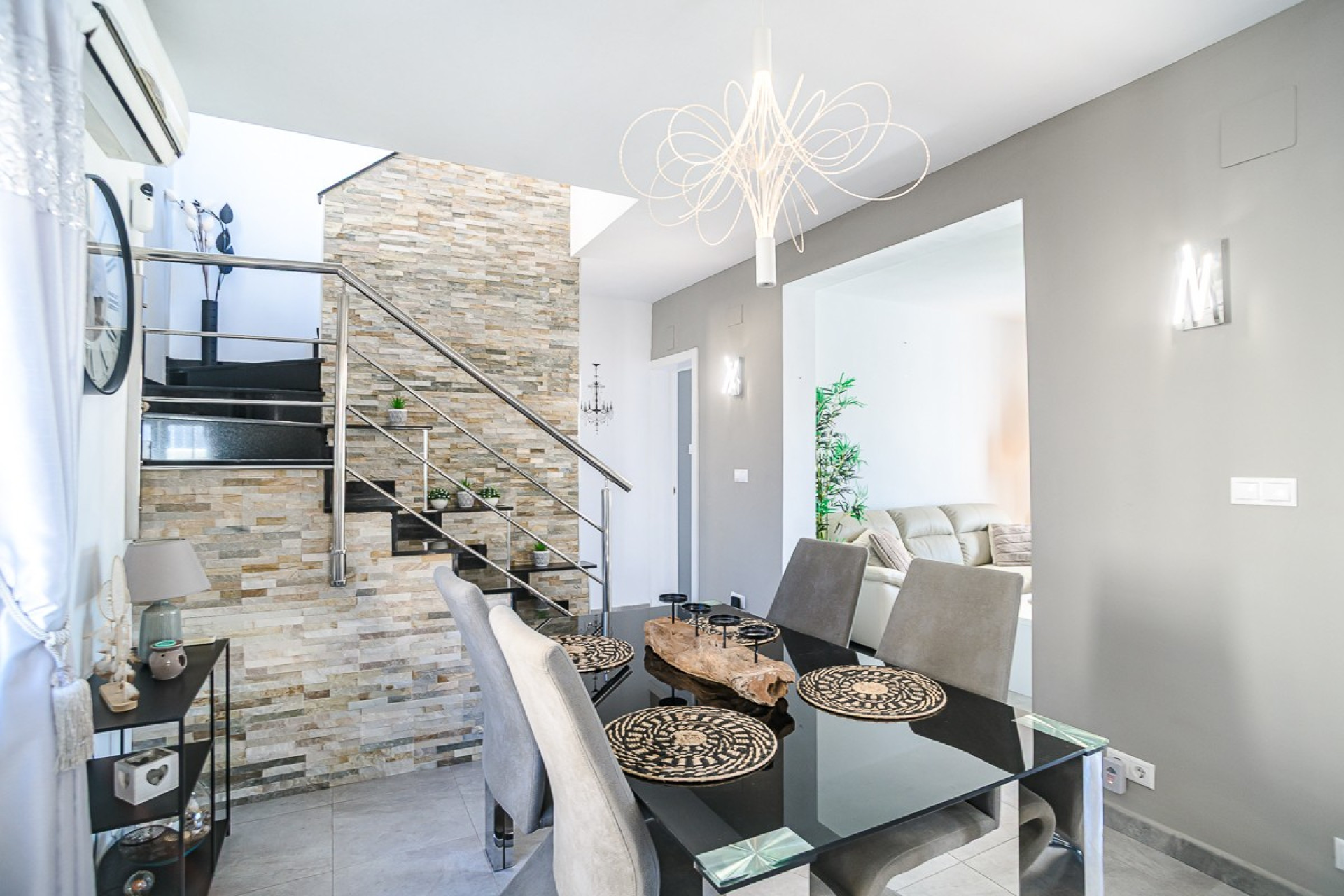 Odsprzedaż - Finca / Nieruchomość wiejska - Algorfa - ALGORFA