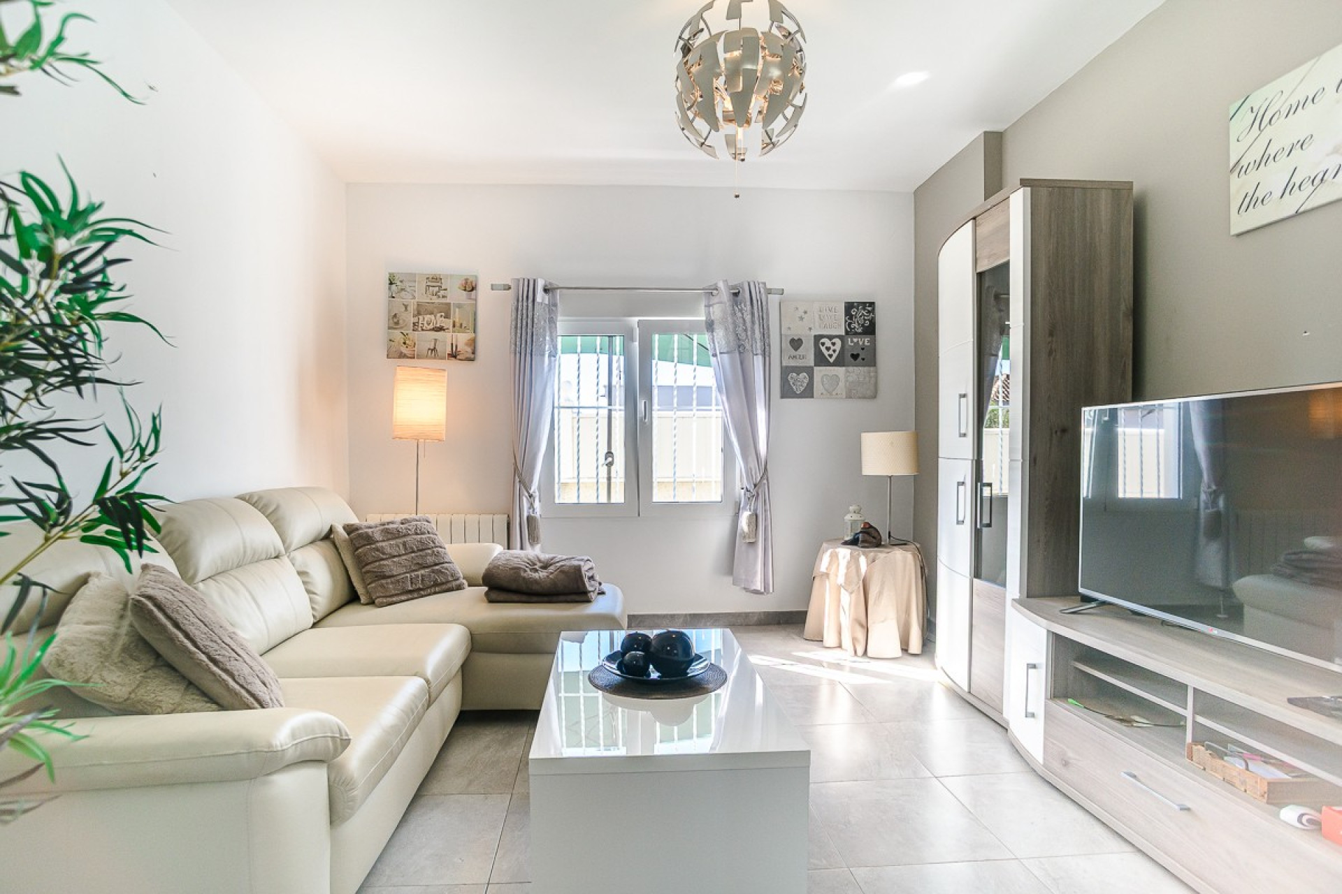 Odsprzedaż - Finca / Nieruchomość wiejska - Algorfa - ALGORFA