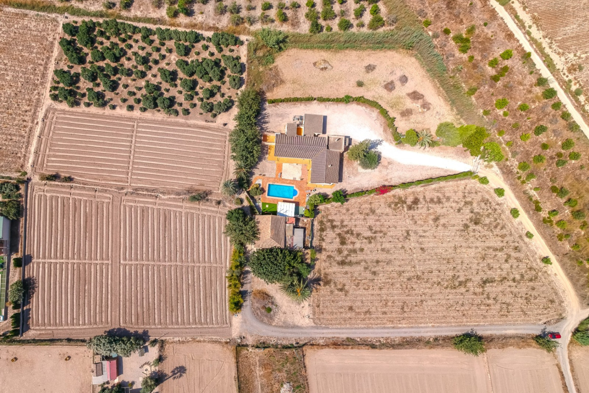 Odsprzedaż - Finca / Nieruchomość wiejska - Almoradí