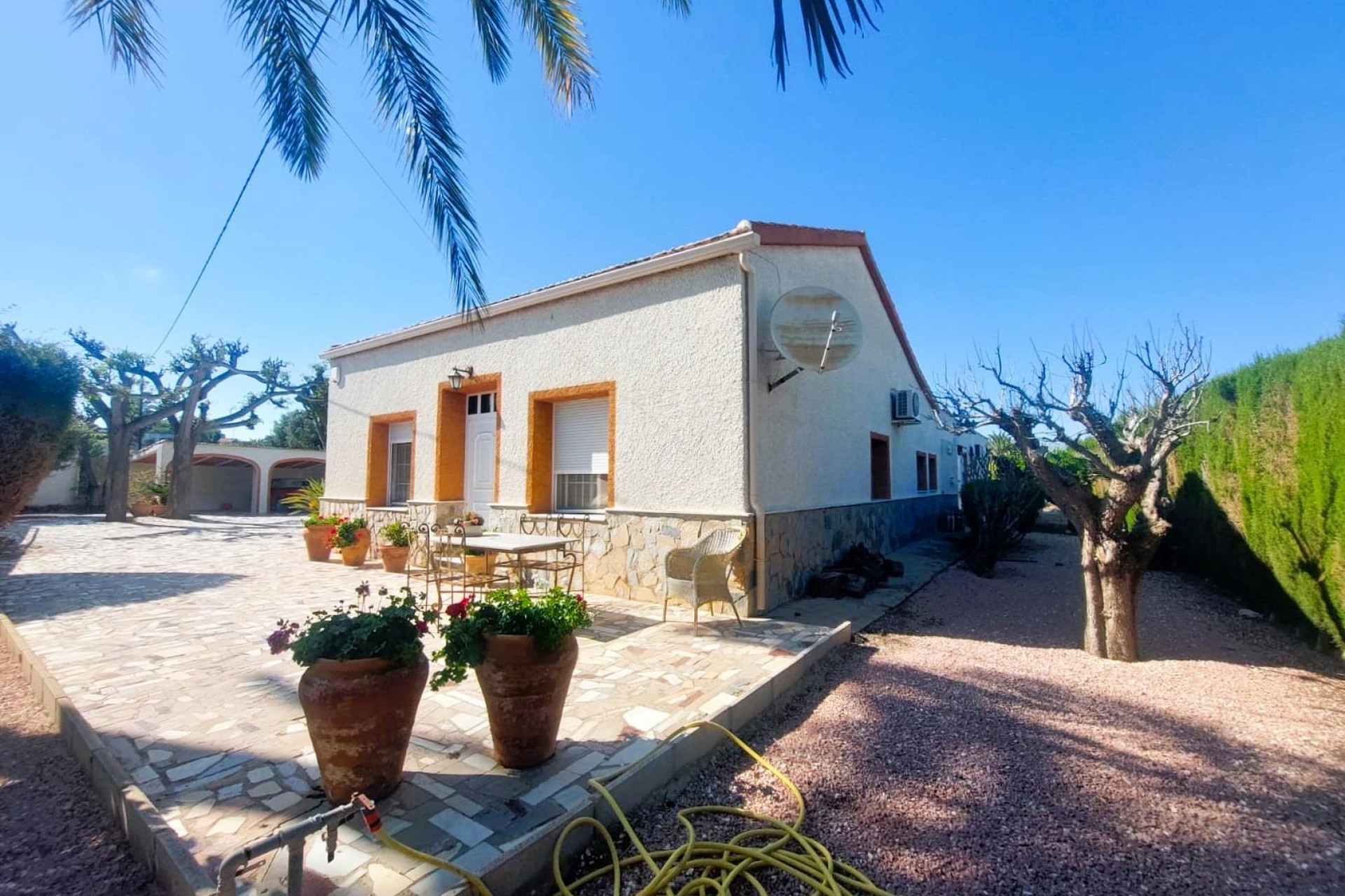 Odsprzedaż - Finca / Nieruchomość wiejska - La Marina