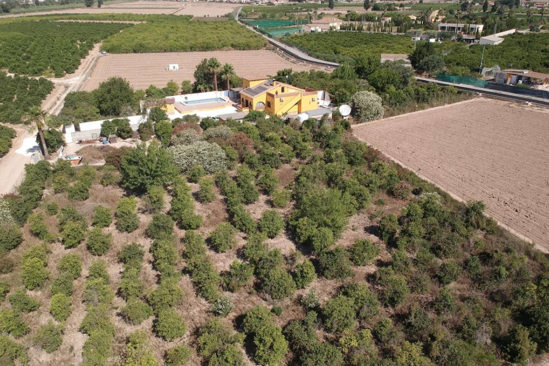 Odsprzedaż - Finca / Nieruchomość wiejska - Orihuela