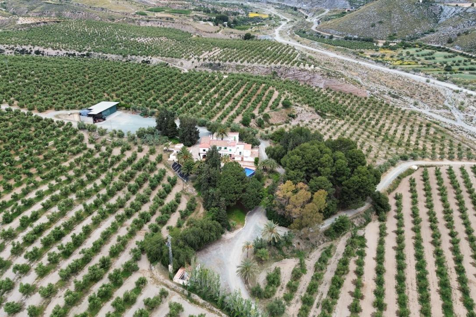 Odsprzedaż - Finca / Nieruchomość wiejska - Puerto Lumbreras - Nogalte