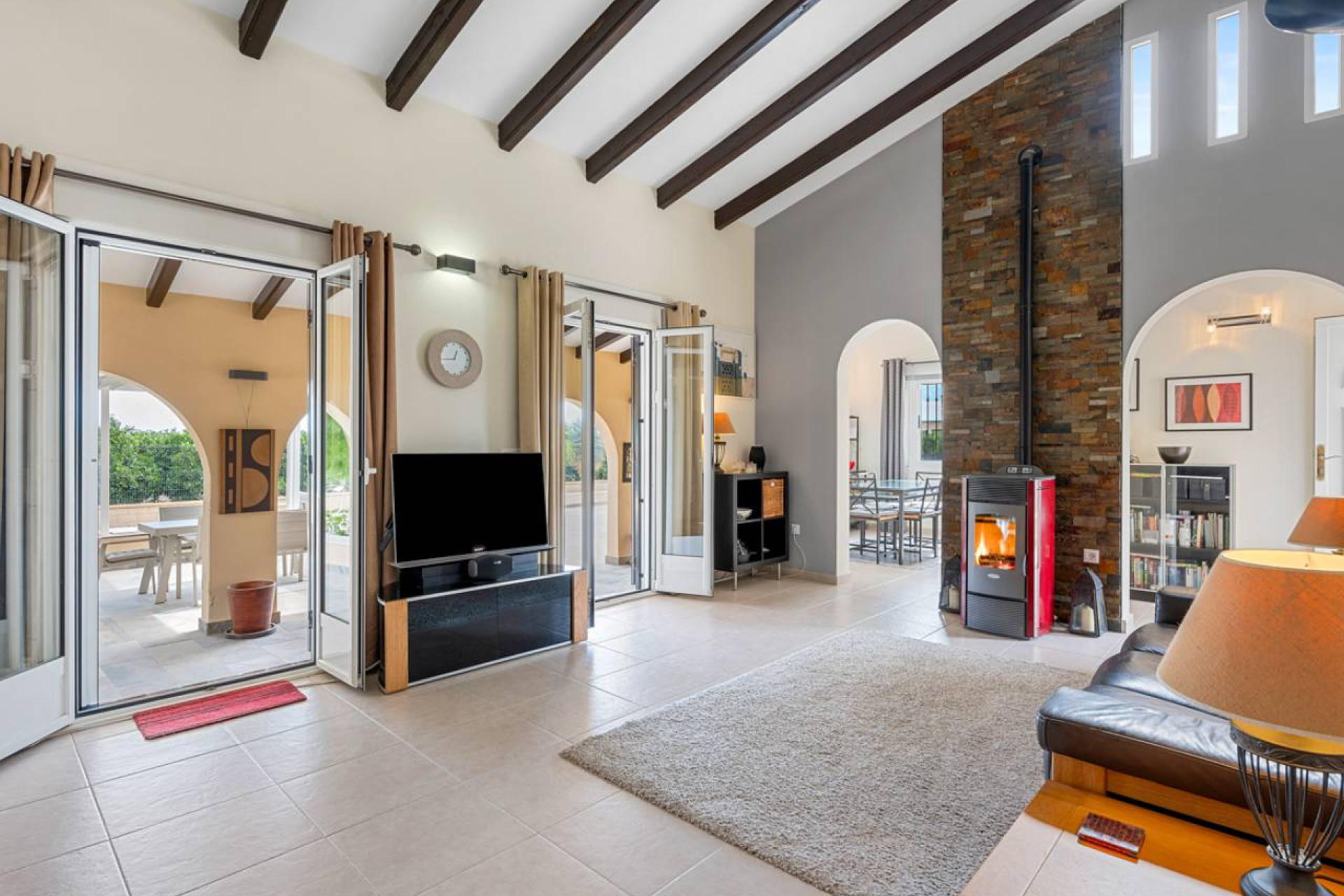 Odsprzedaż - Finca / Nieruchomość wiejska - Rafal