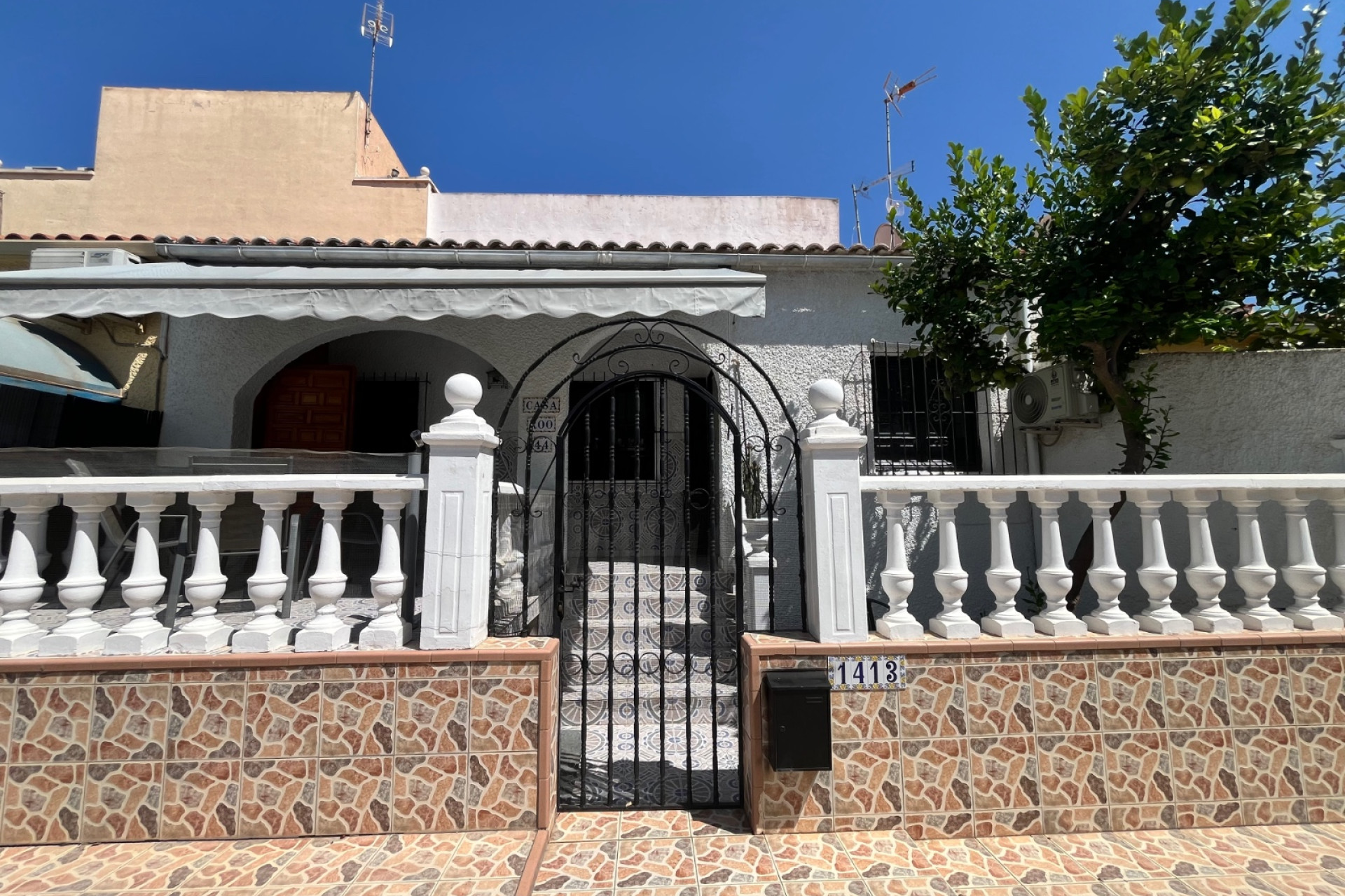 Odsprzedaż - Finca / Nieruchomość wiejska - San Fulgencio - urb.la marina