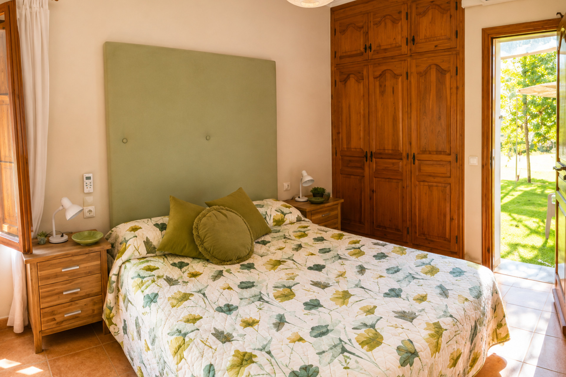 Odsprzedaż - Kamienica - Calpe