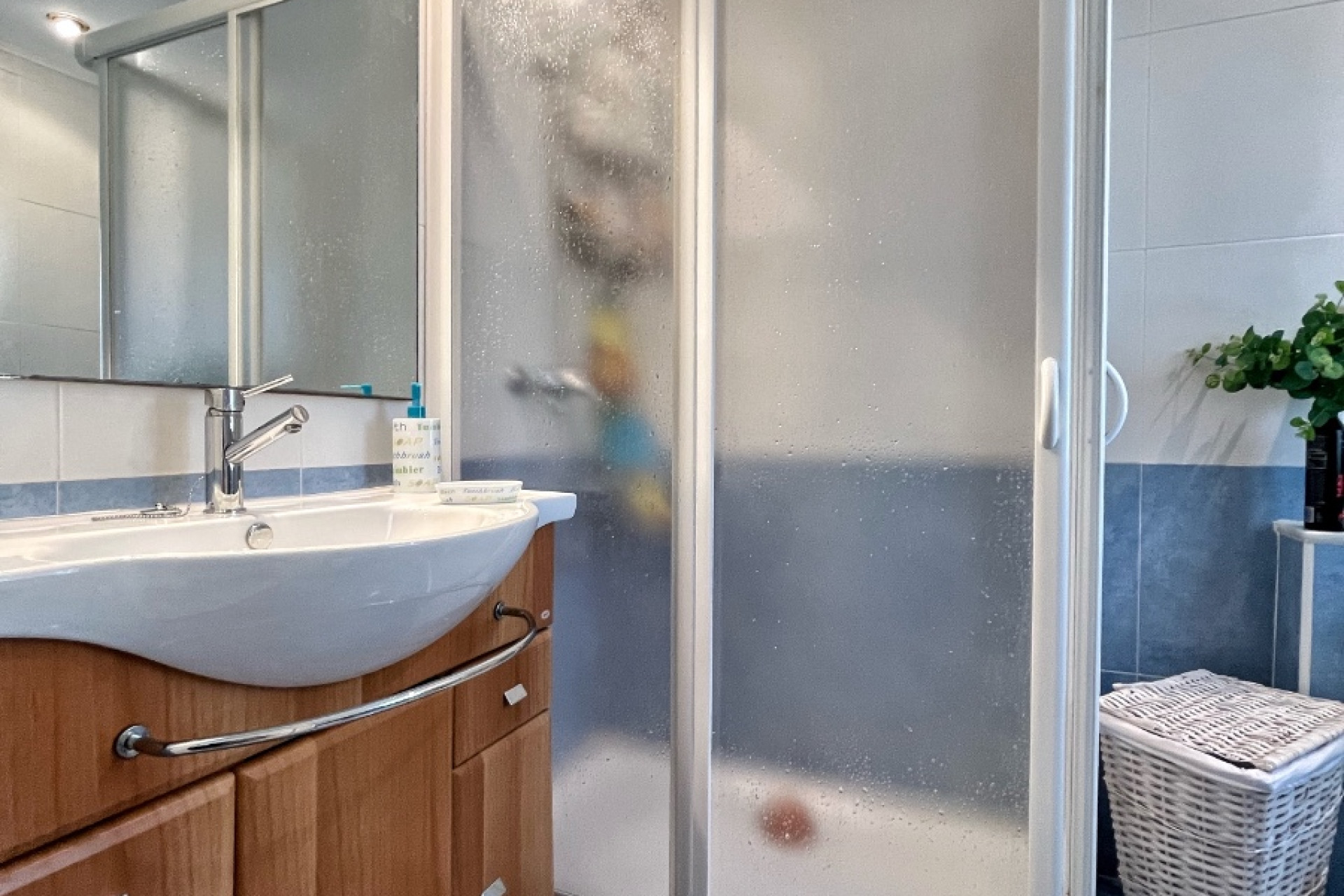 Odsprzedaż - Kamienica - Denia - Les Marines - Las Marinas