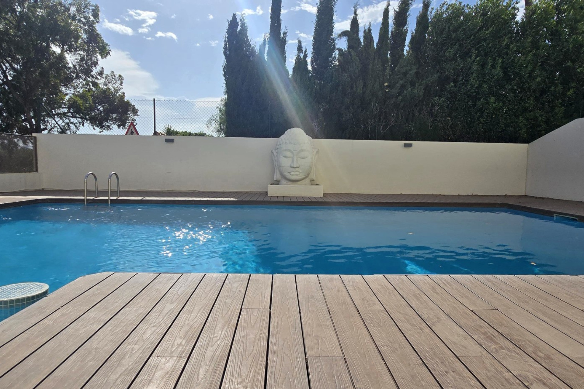 Odsprzedaż - Kamienica - Denia - Les Marines - Las Marinas