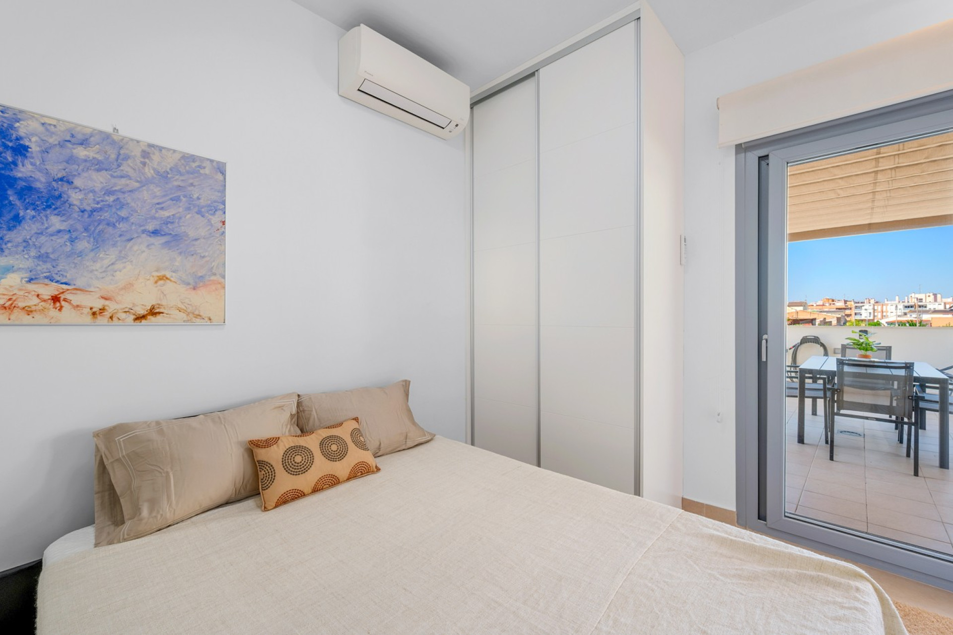 Odsprzedaż - Kamienica - Formentera del Segura