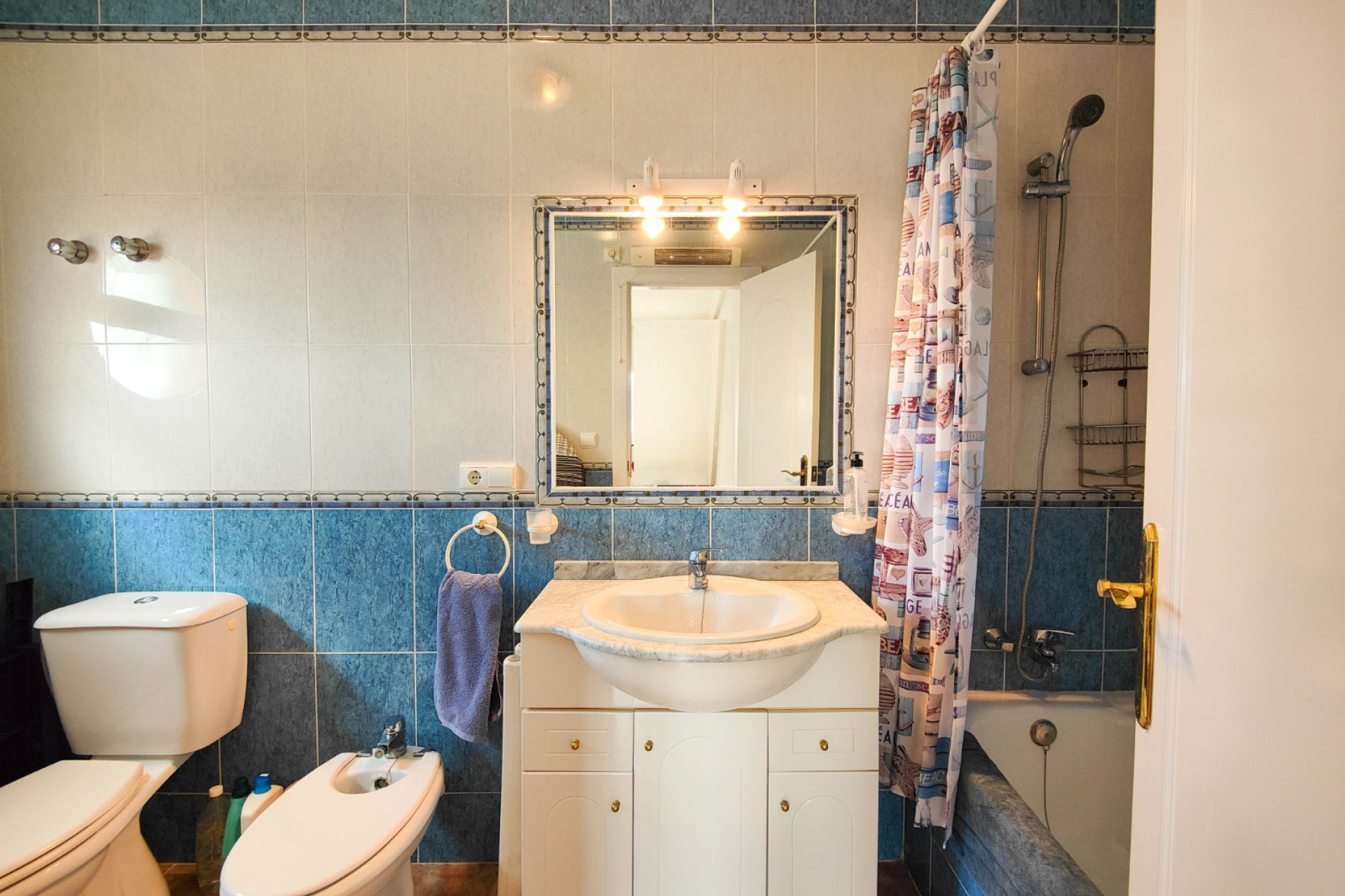 Odsprzedaż - Kamienica - Orihuela Costa - La Florida