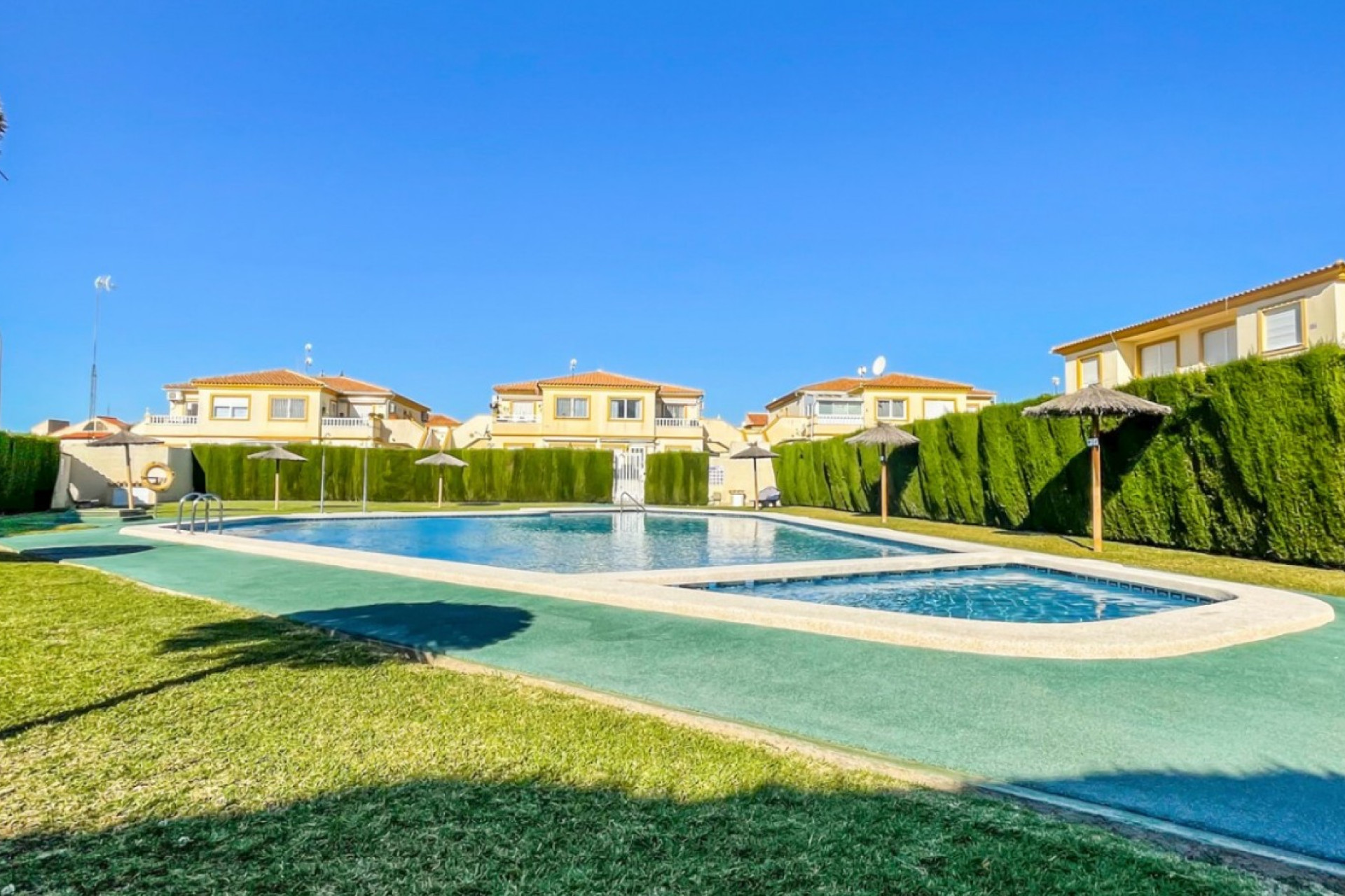 Odsprzedaż - Kamienica - Orihuela Costa - Playa Flamenca