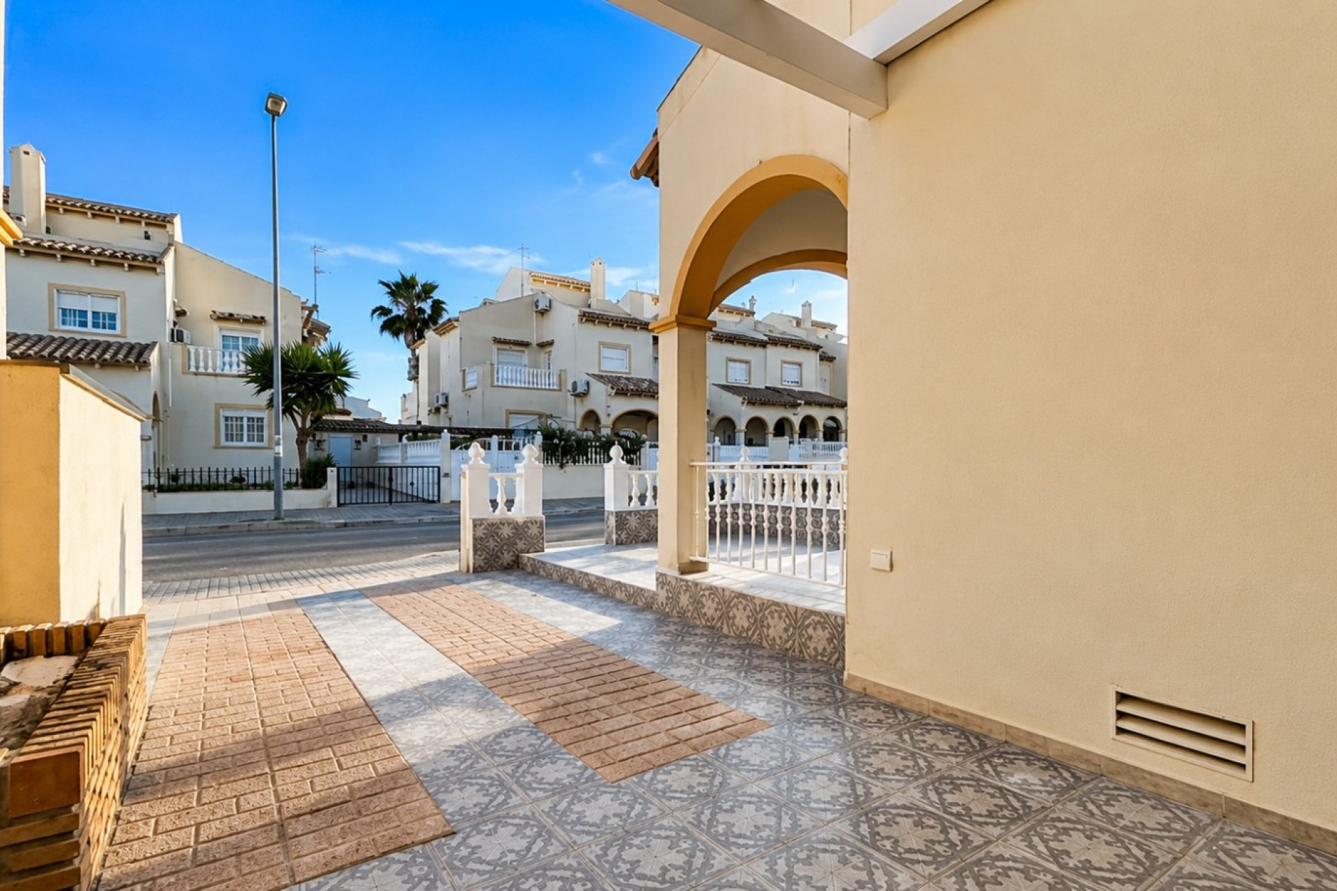 Odsprzedaż - Kamienica - Orihuela Costa - Playa Flamenca