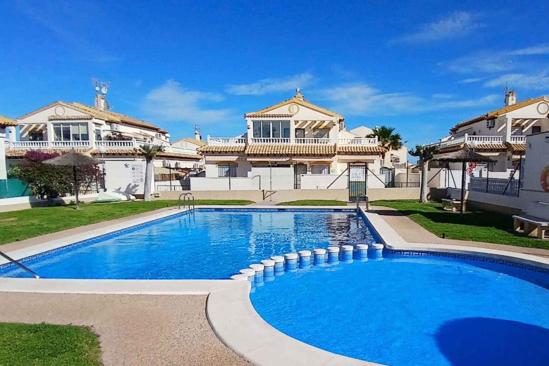 Odsprzedaż - Kamienica - Orihuela Costa