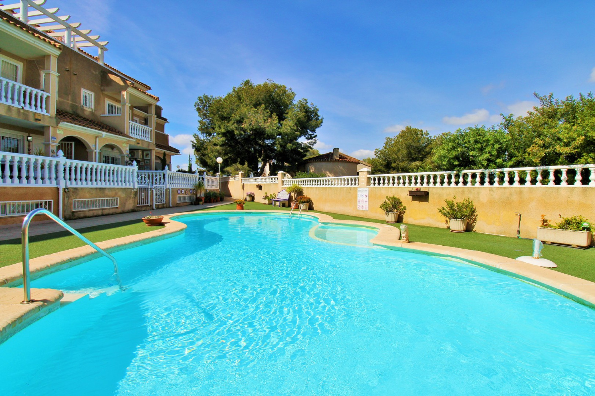 Odsprzedaż - Kamienica - Playa Flamenca