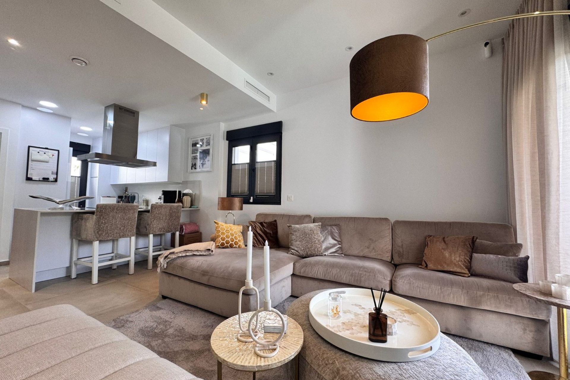 Odsprzedaż - Kamienica - Polop