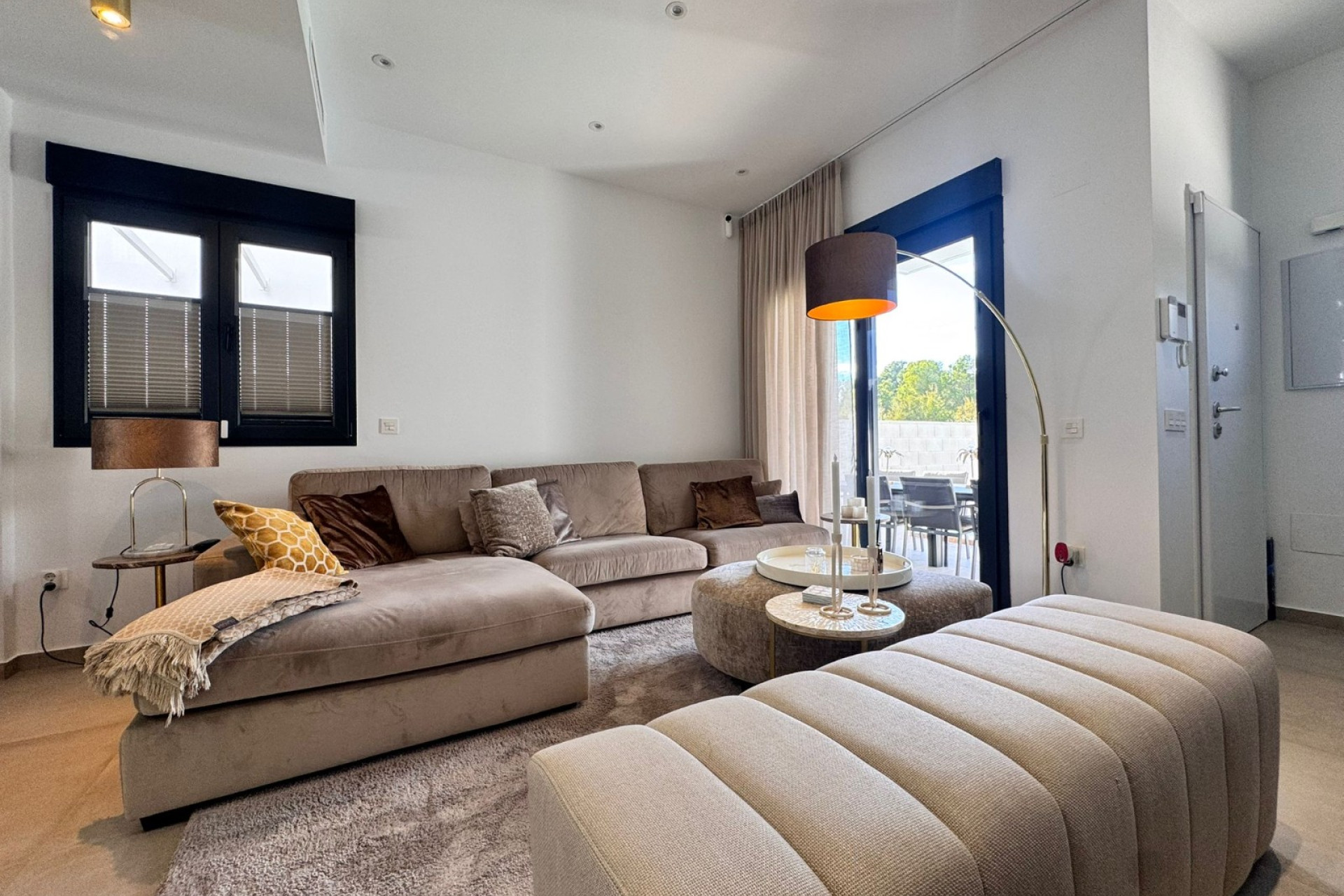 Odsprzedaż - Kamienica - Polop