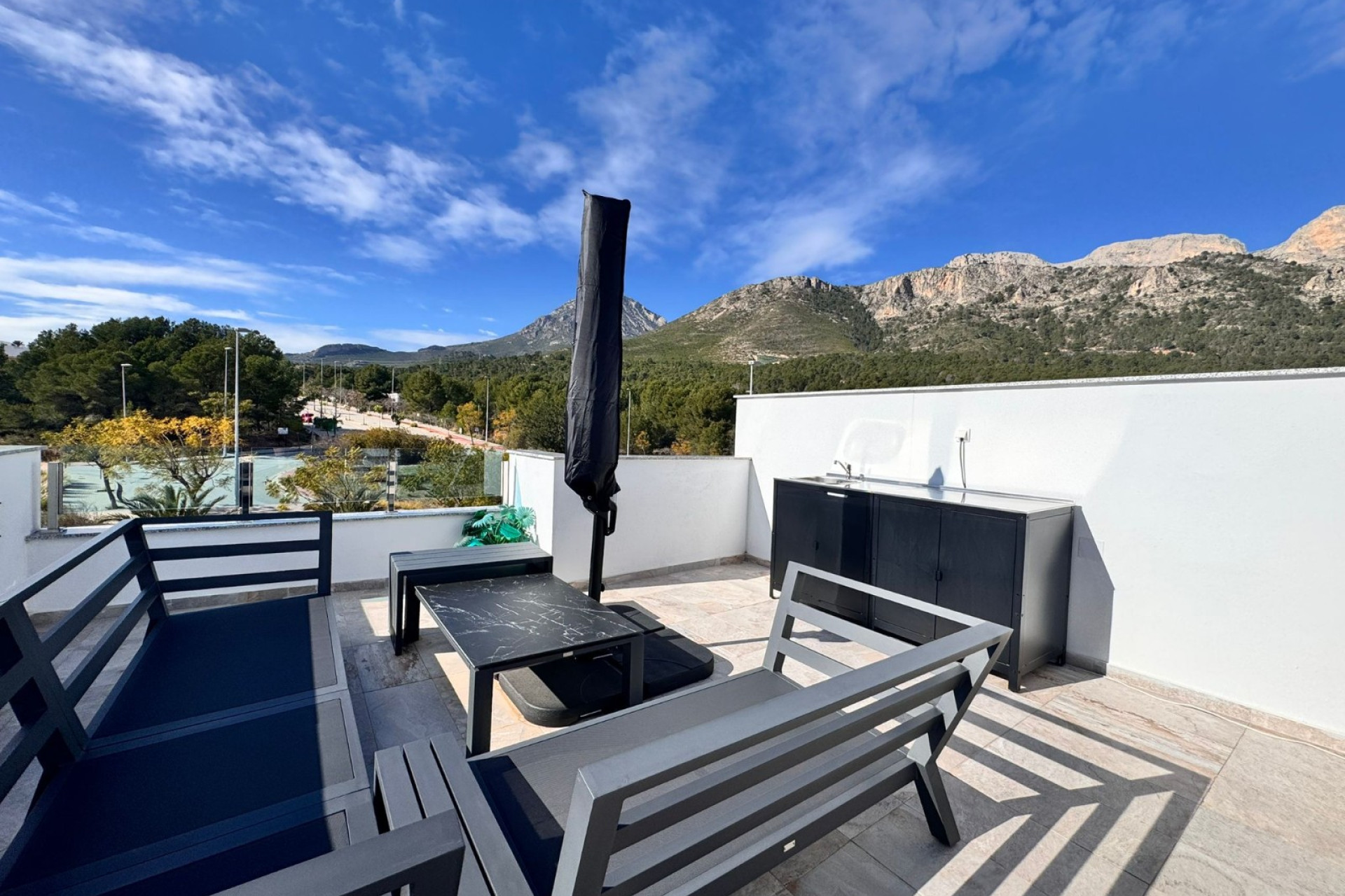 Odsprzedaż - Kamienica - Polop