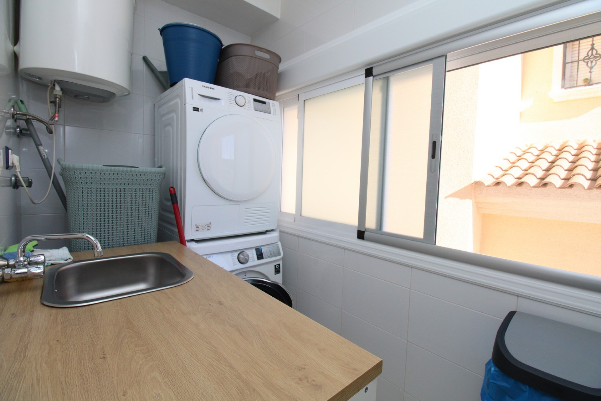 Odsprzedaż - Kamienica - San Miguel de Salinas