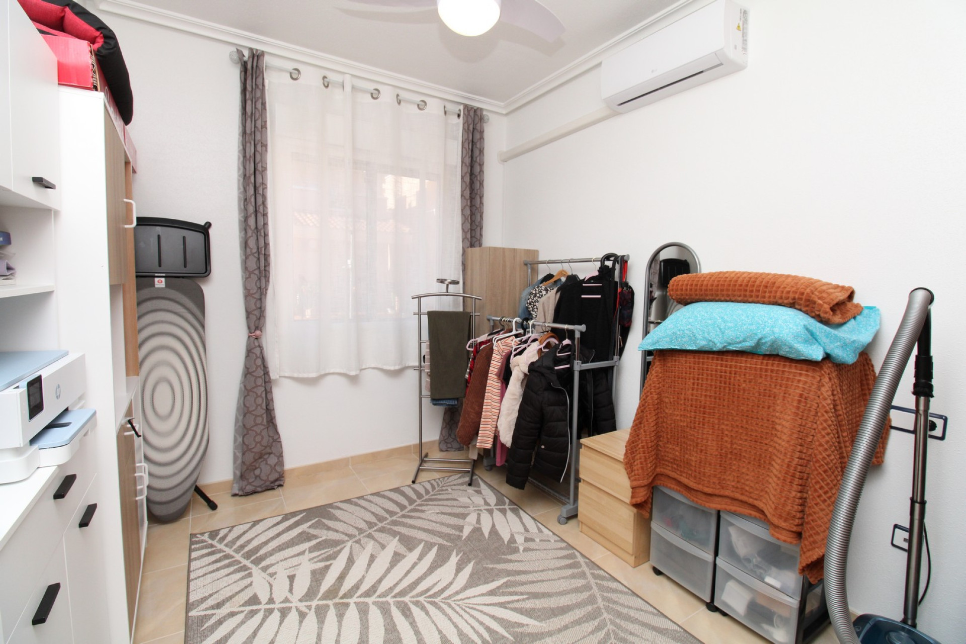 Odsprzedaż - Kamienica - San Miguel de Salinas