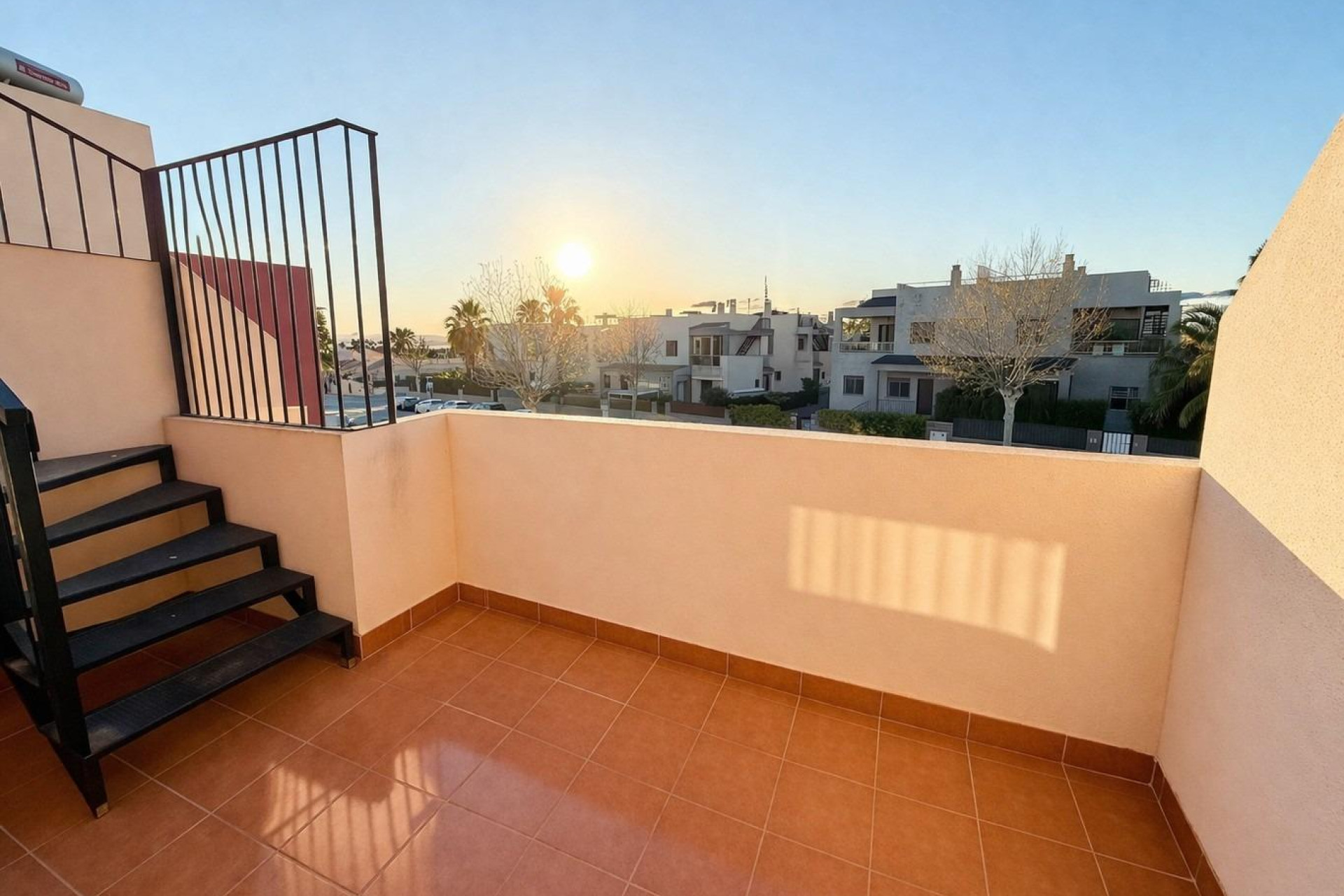 Odsprzedaż - Kamienica - Torrevieja - Aguas Nuevas