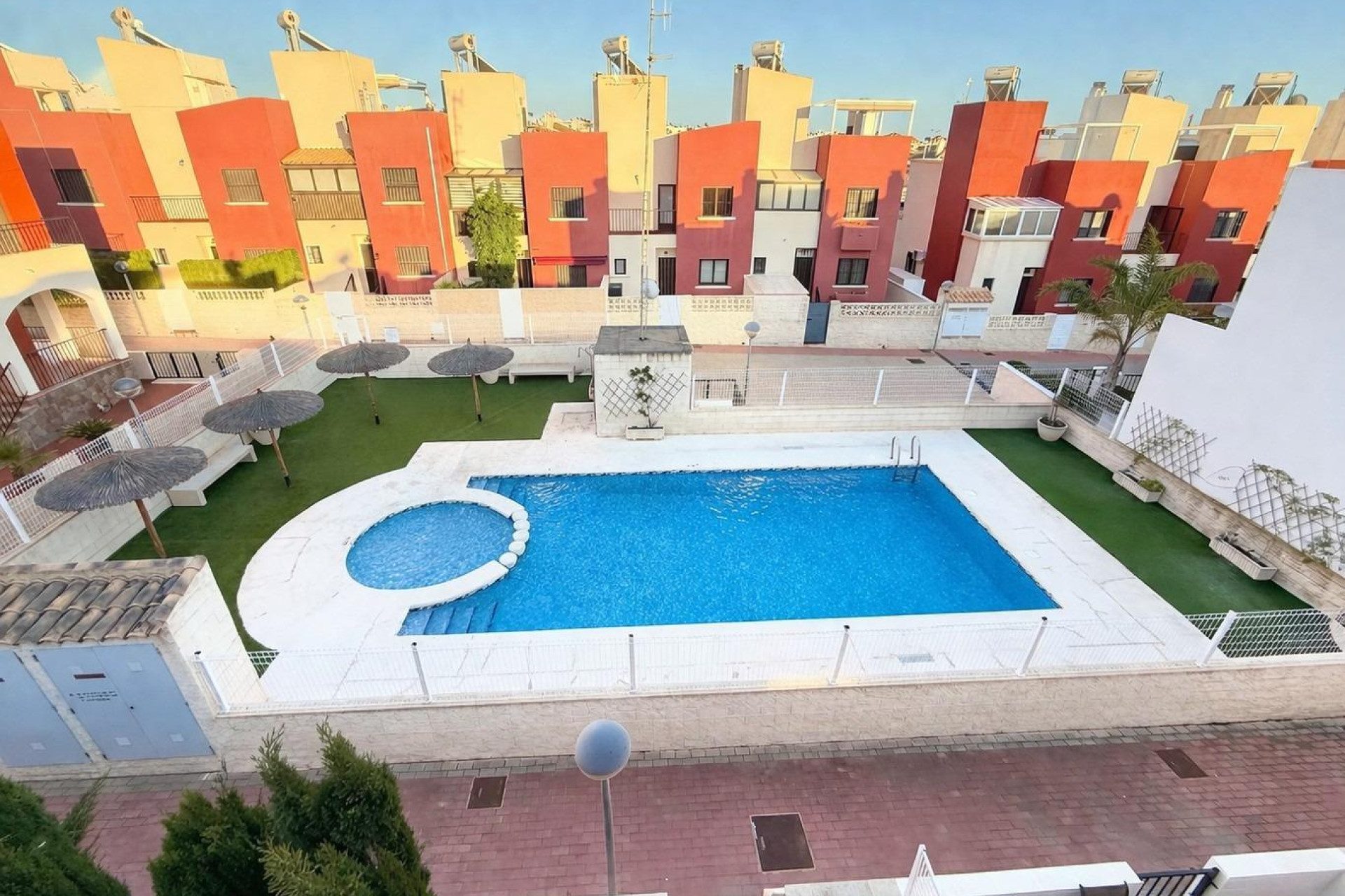 Odsprzedaż - Kamienica - Torrevieja - Aguas Nuevas