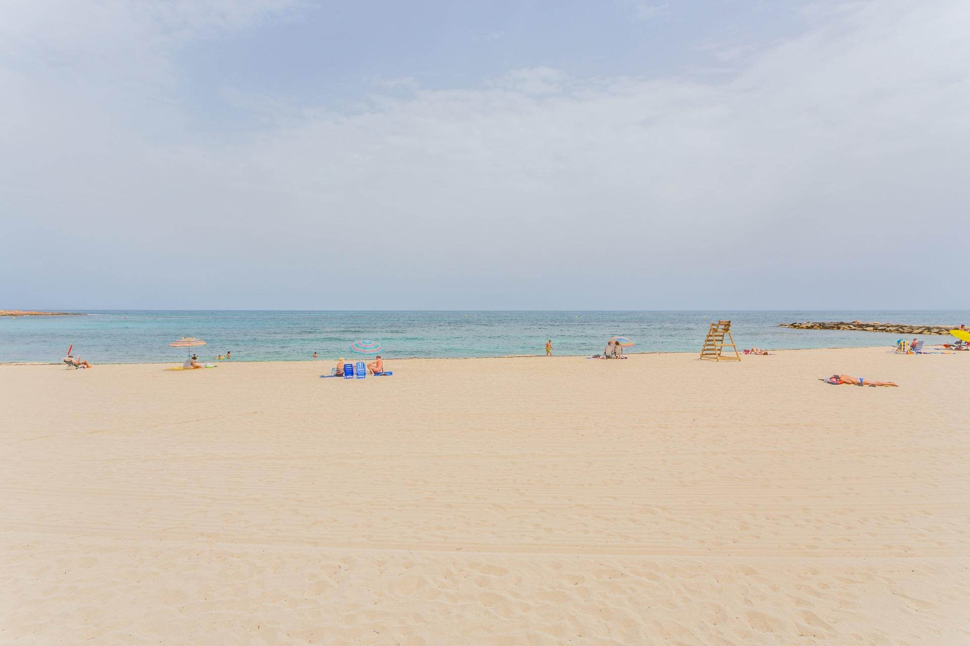 Odsprzedaż - Kamienica - Torrevieja - Aguas Nuevas