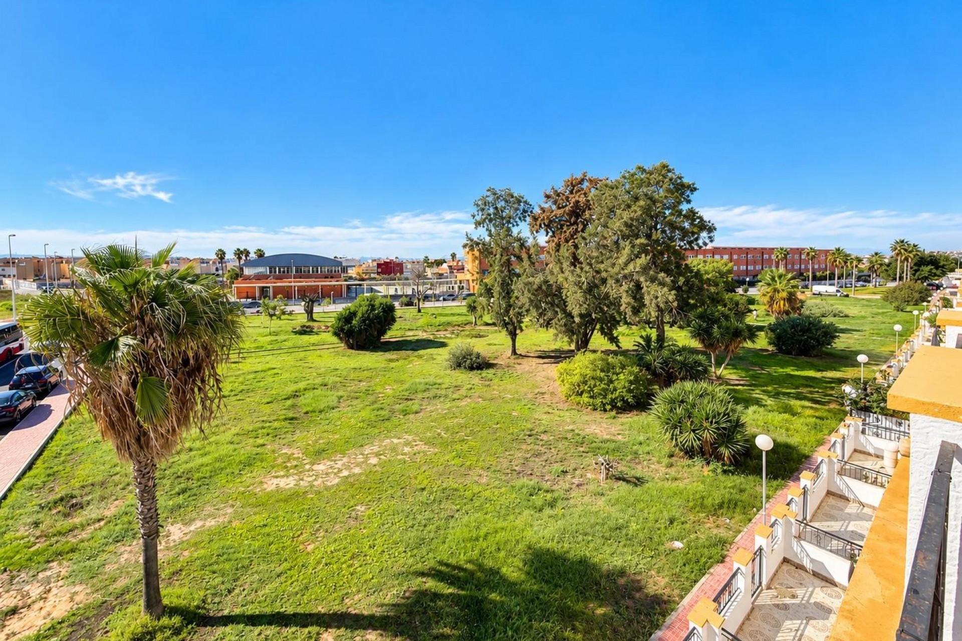 Odsprzedaż - Kamienica - Torrevieja - El limonar