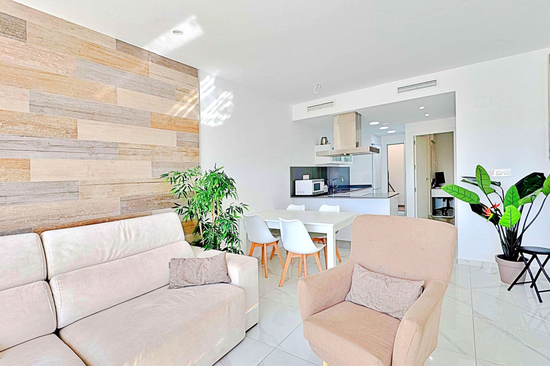 Odsprzedaż - Kamienica - Torrevieja - Los Balcones