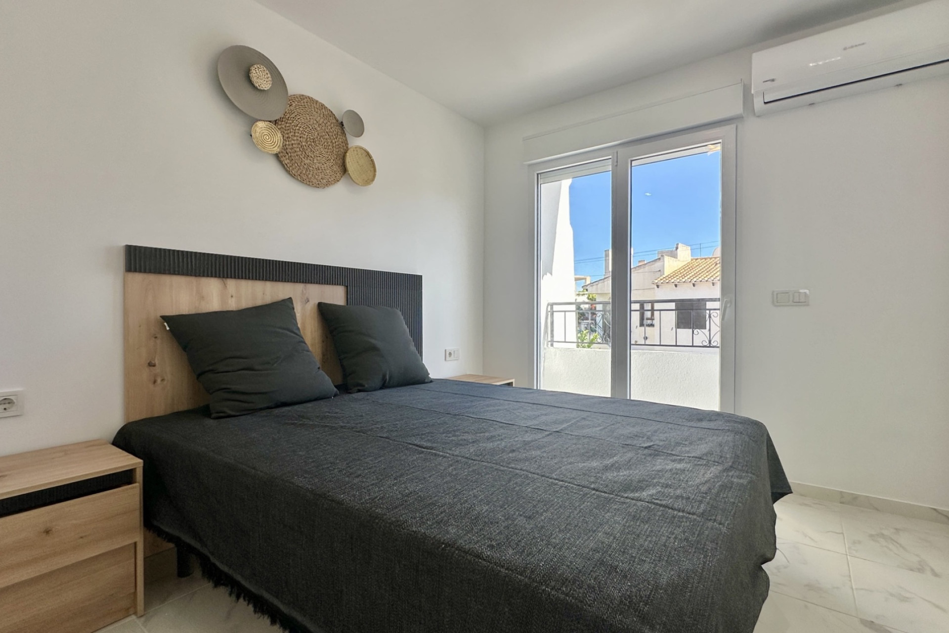 Odsprzedaż - Kamienica - Torrevieja - Los Balcones