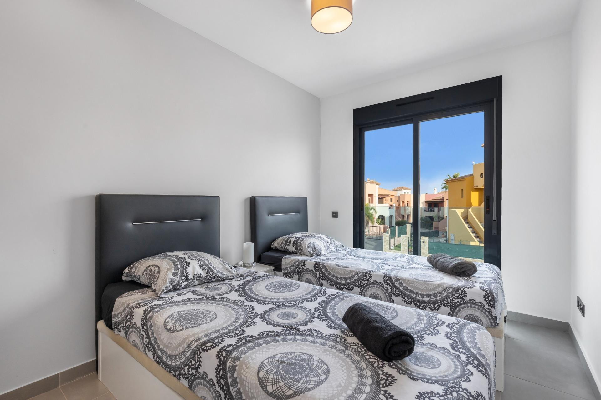 Odsprzedaż - Kamienica - Torrevieja - Los Balcones