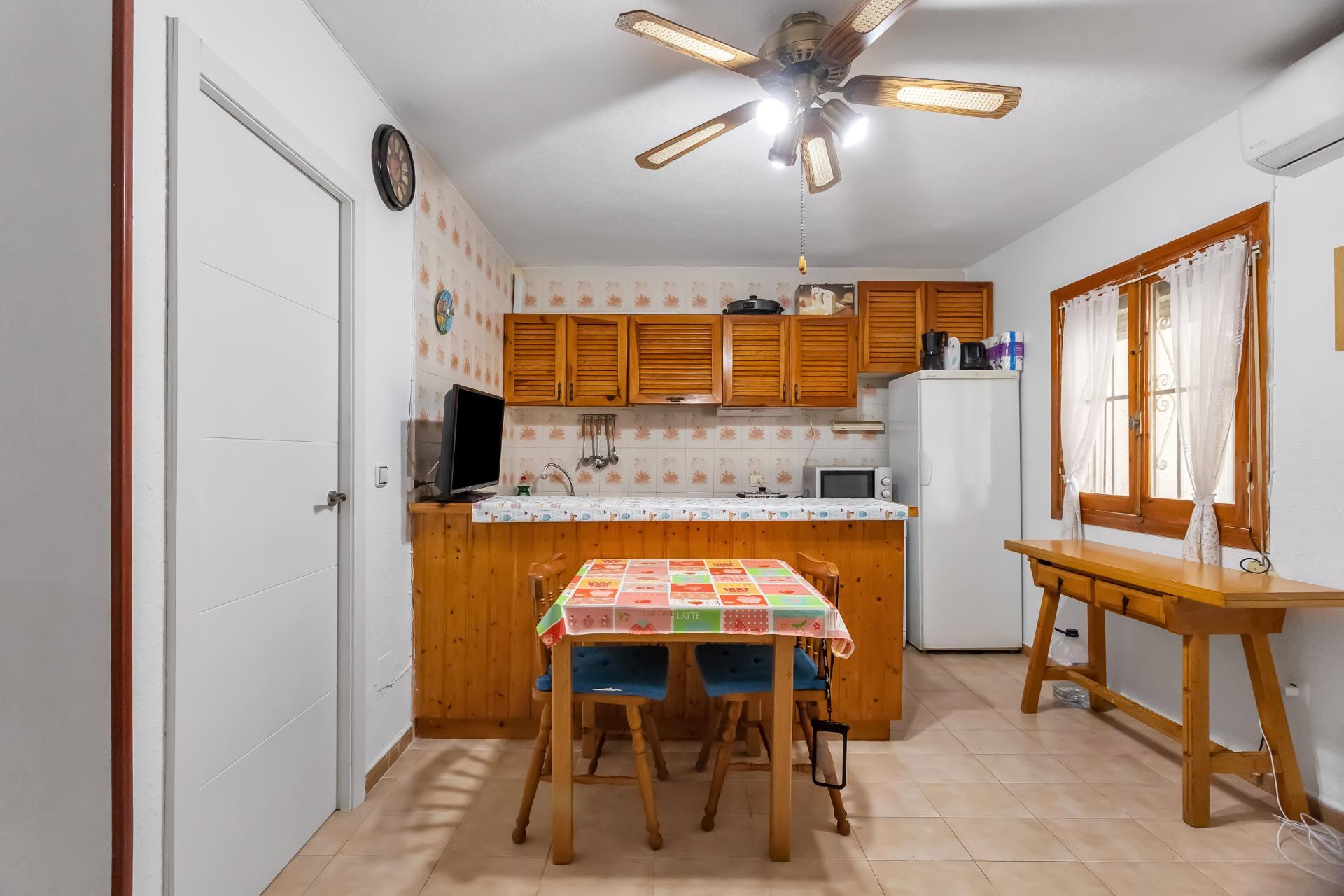 Odsprzedaż - Kamienica - Torrevieja - Playa de los Naufragos