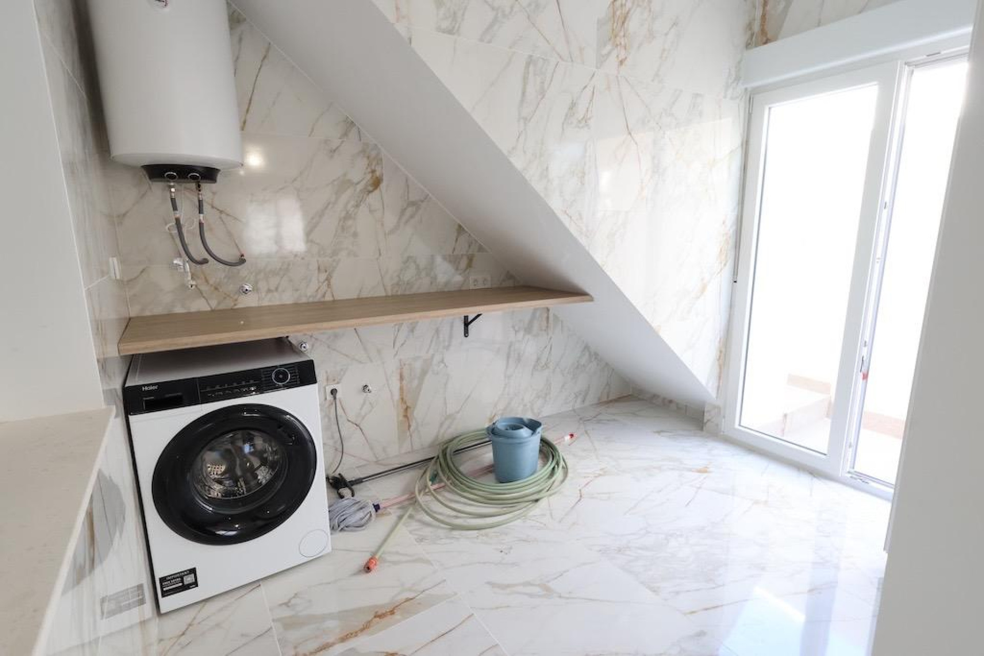 Odsprzedaż - Kamienica - Torrevieja - San luis