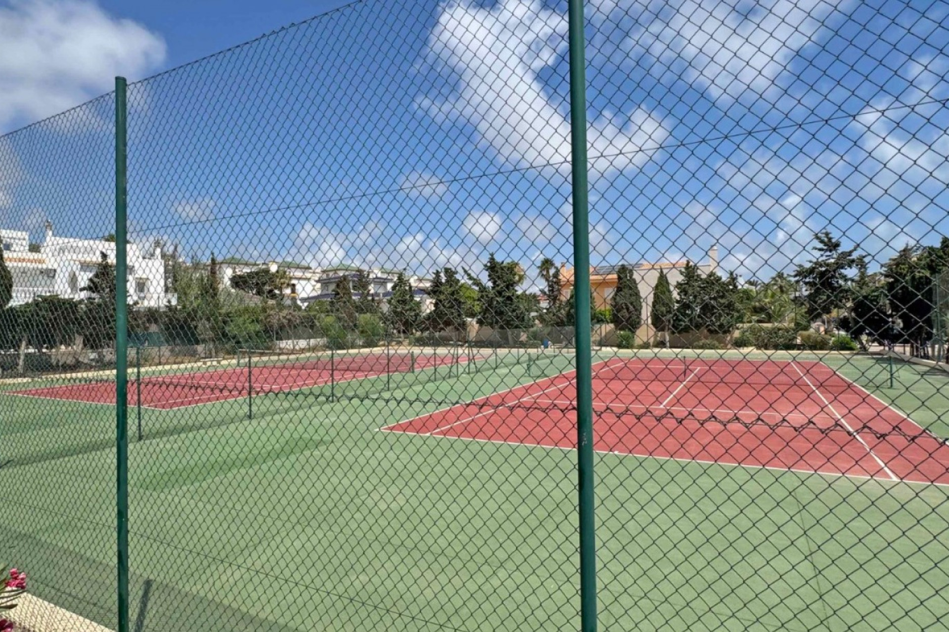 Odsprzedaż - Kamienica - Torrevieja - Torrelamata - La Mata