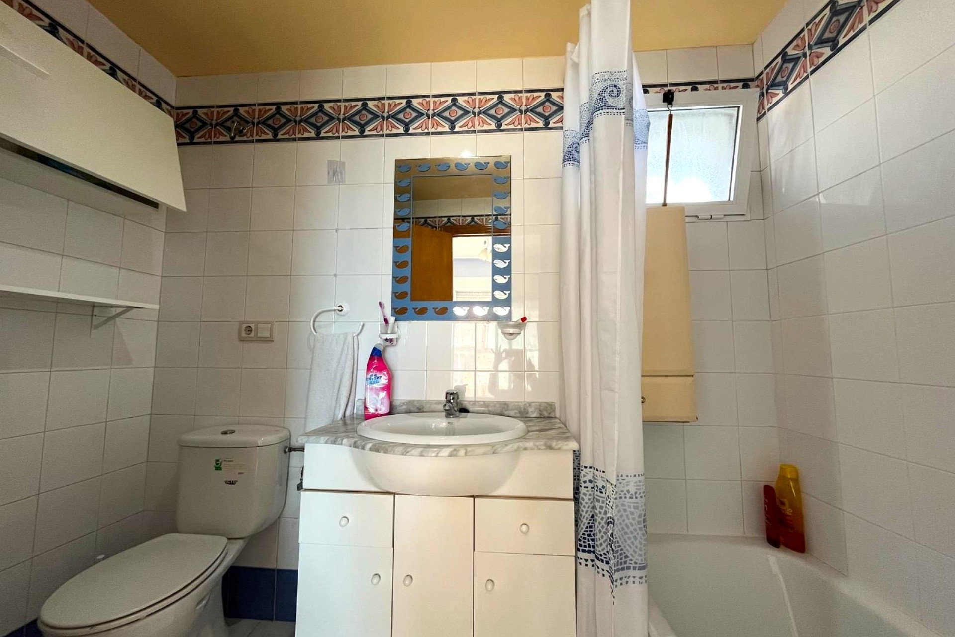 Odsprzedaż - Mieszkanie w bloku - Benidorm - Centro