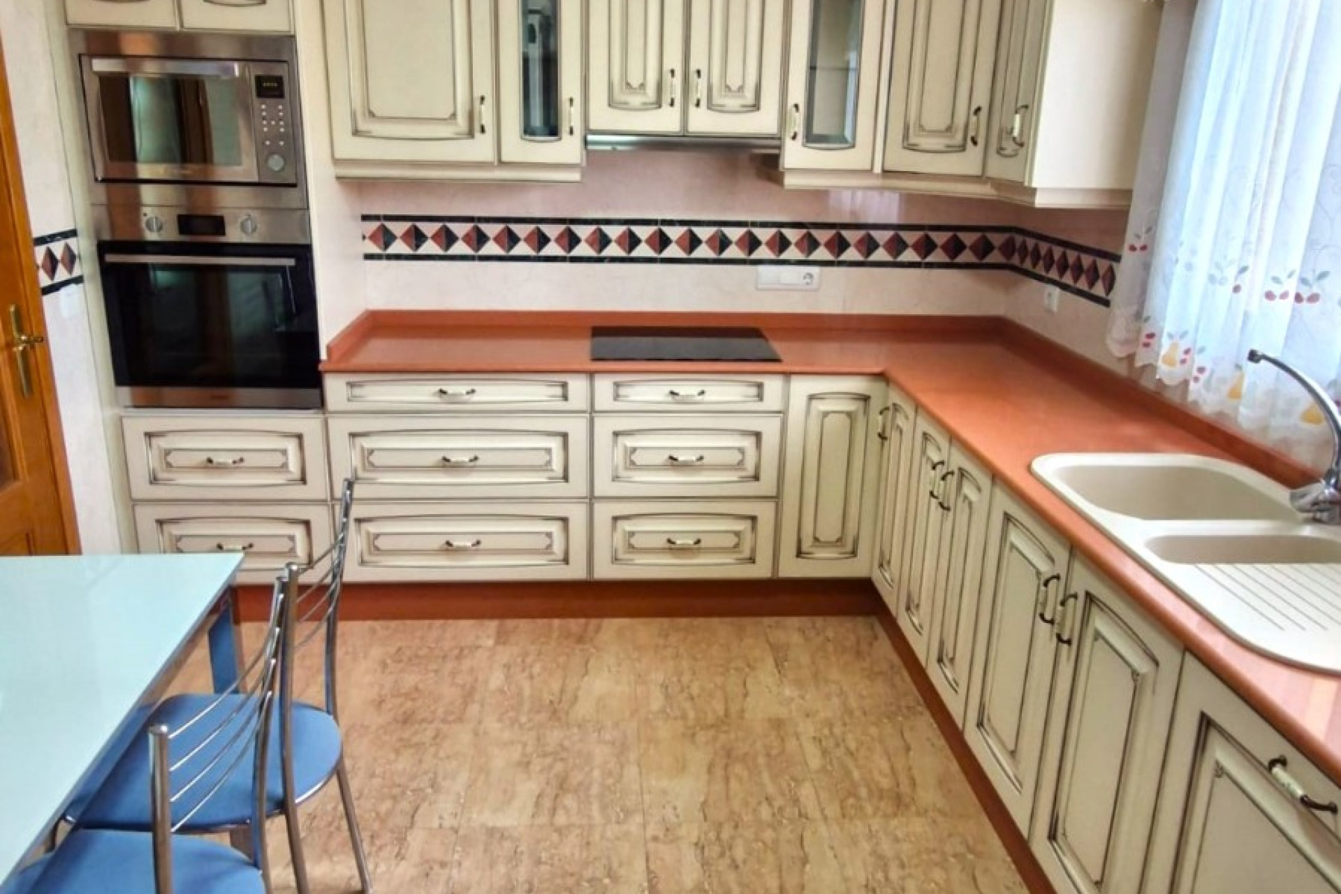 Odsprzedaż - Mieszkanie w bloku - Benidorm - Levante