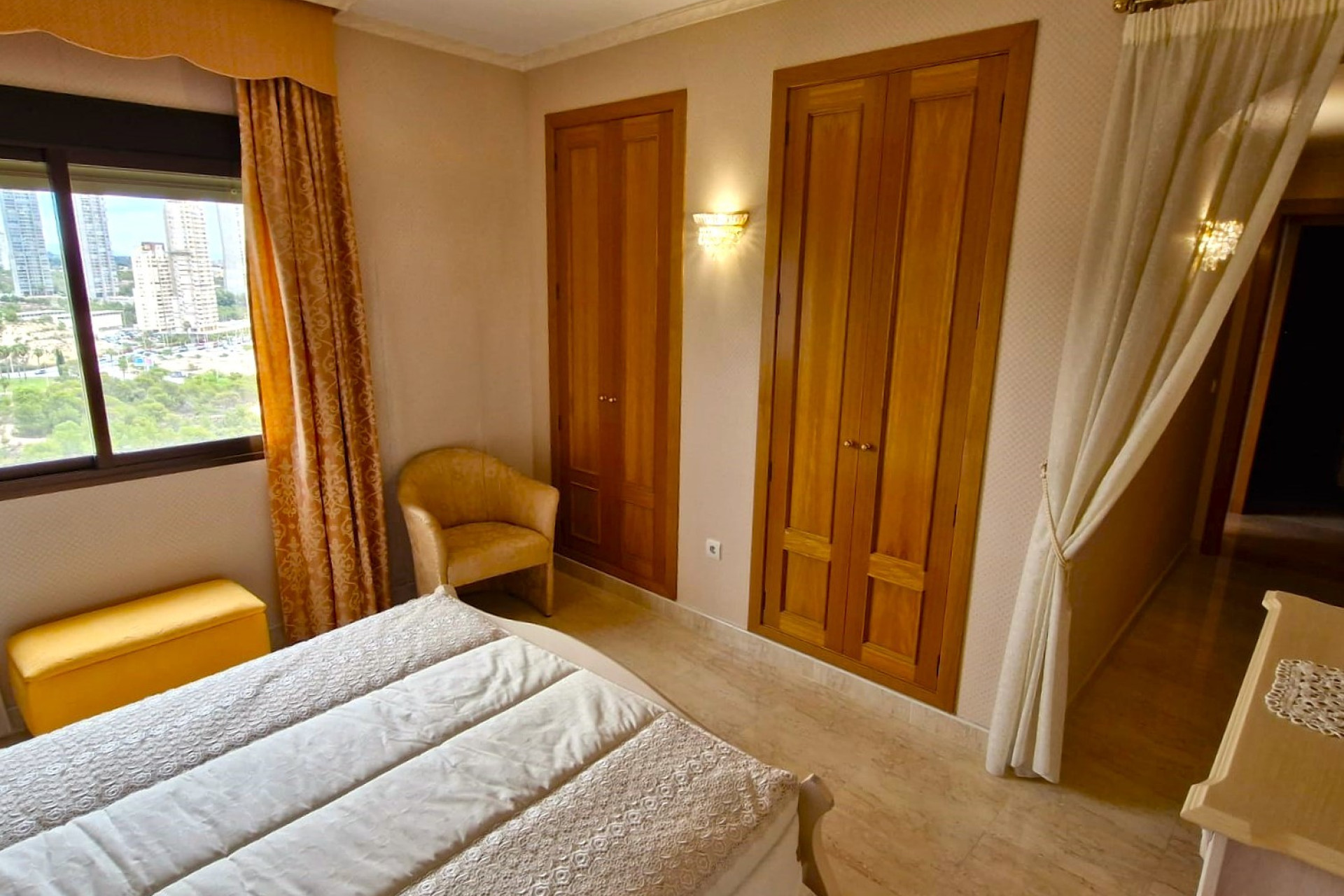 Odsprzedaż - Mieszkanie w bloku - Benidorm - Levante