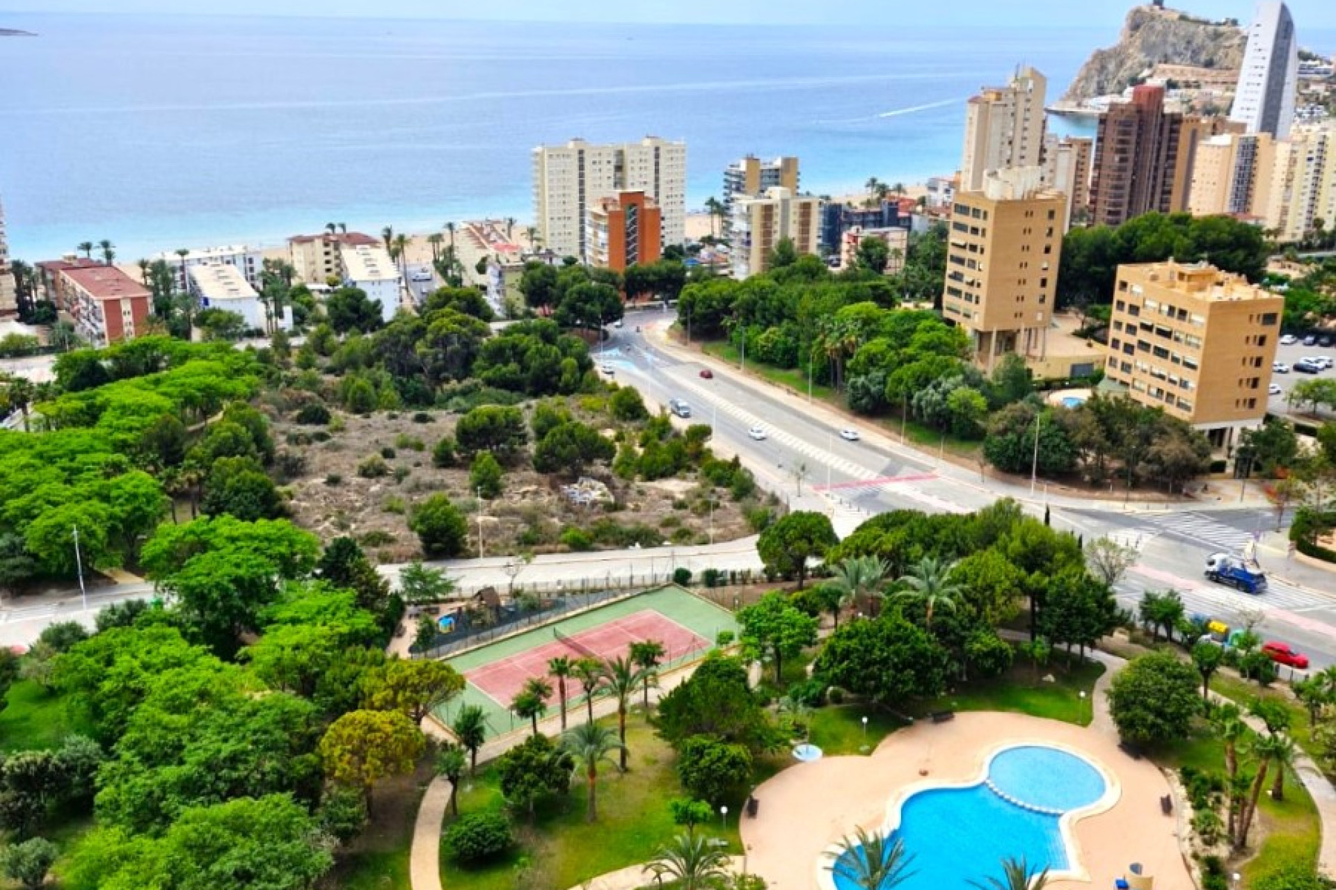 Odsprzedaż - Mieszkanie w bloku - Benidorm - Levante