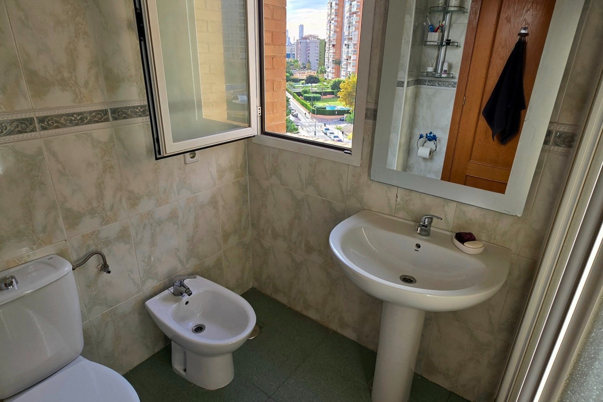 Odsprzedaż - Mieszkanie w bloku - Benidorm - Levante