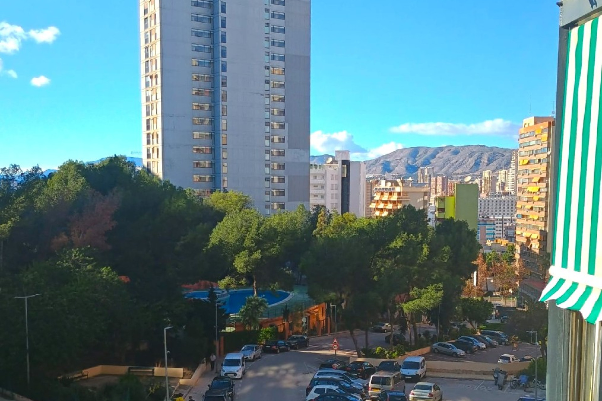 Odsprzedaż - Mieszkanie w bloku - Benidorm - Rincón de Loix