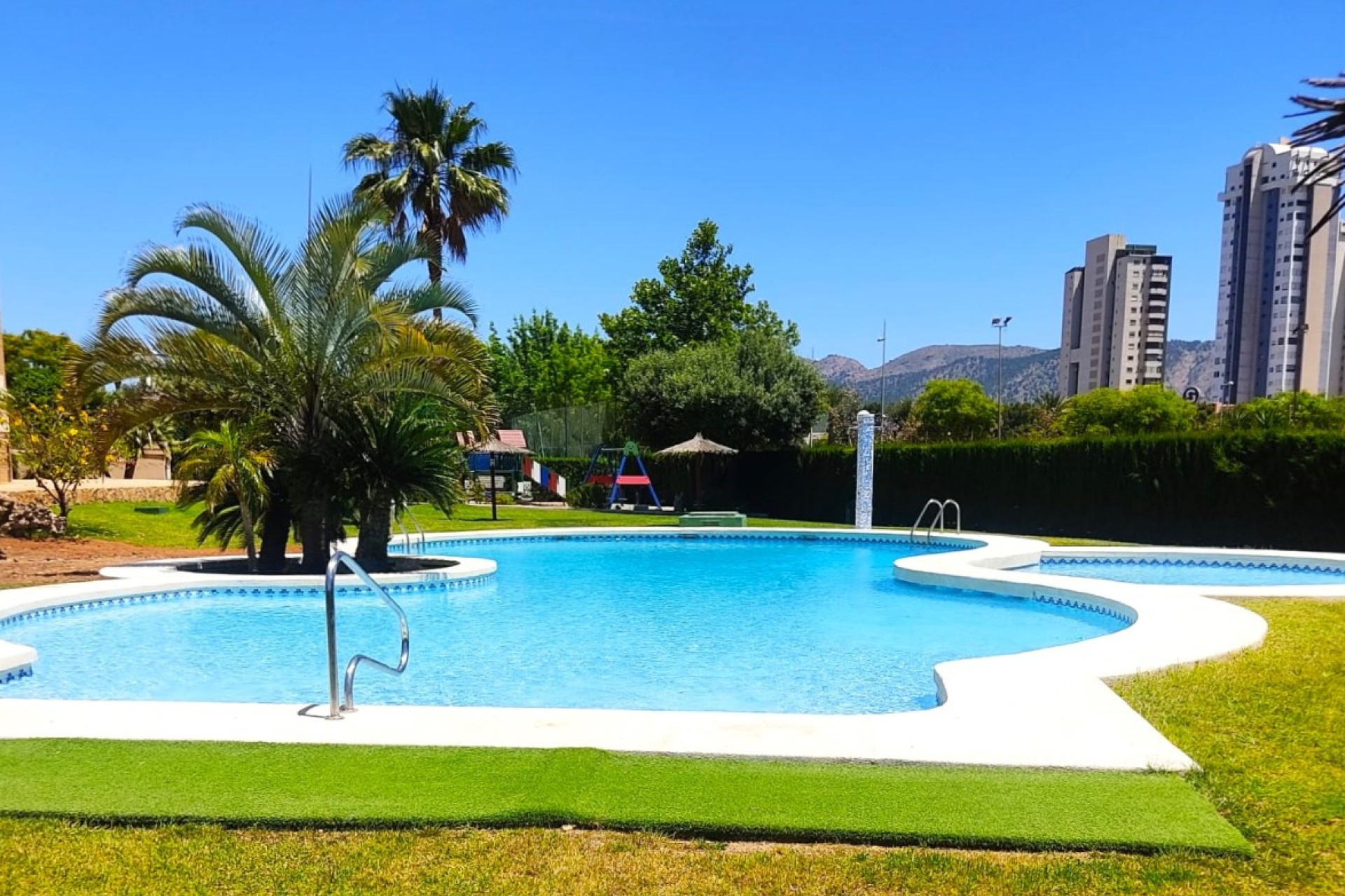 Odsprzedaż - Mieszkanie w bloku - Benidorm - Zona de Poniente