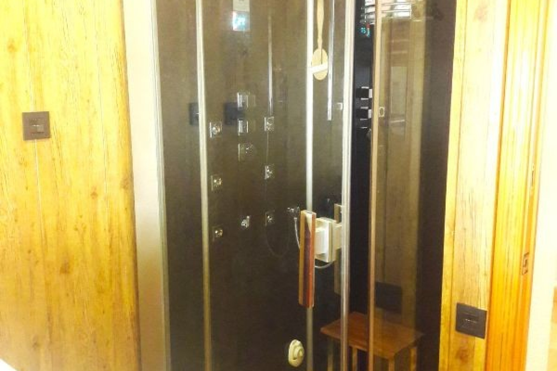 Odsprzedaż - Mieszkanie w bloku - Benidorm - Zona de Poniente