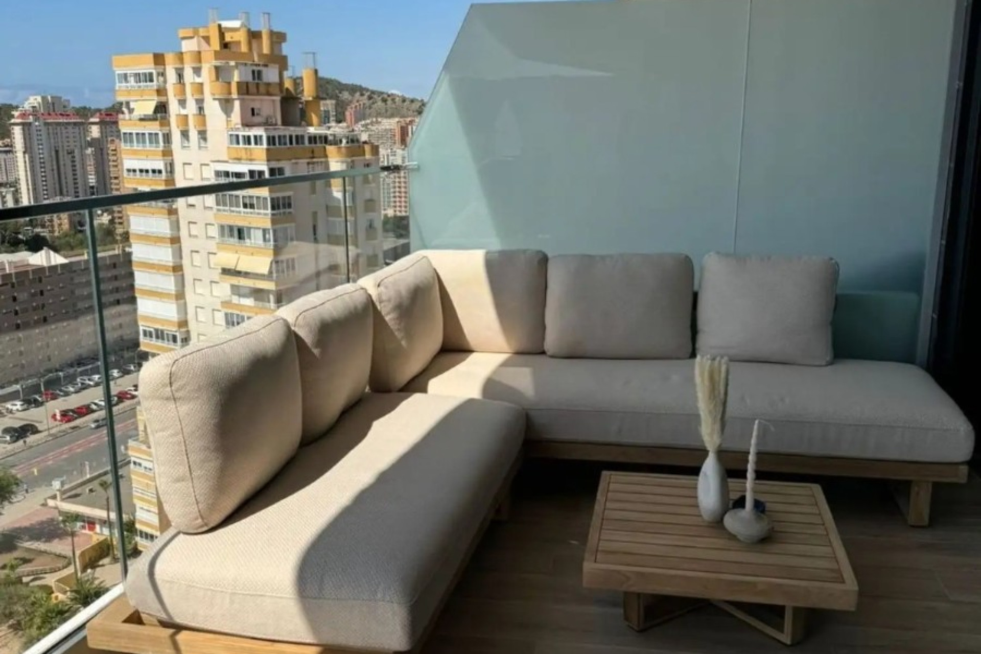 Odsprzedaż - Mieszkanie w bloku - Benidorm - Zona de Poniente